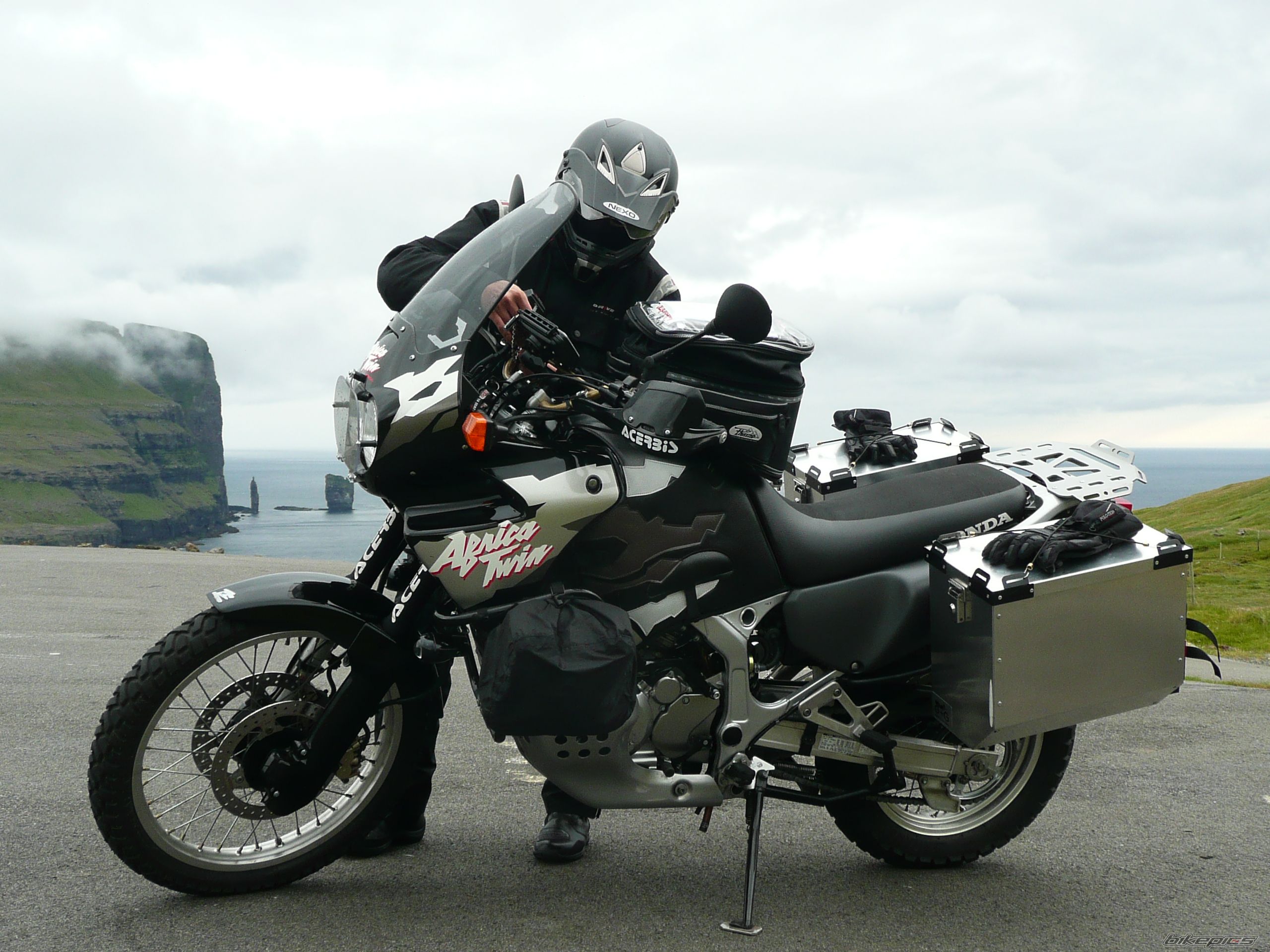 Bike Photo 2053410