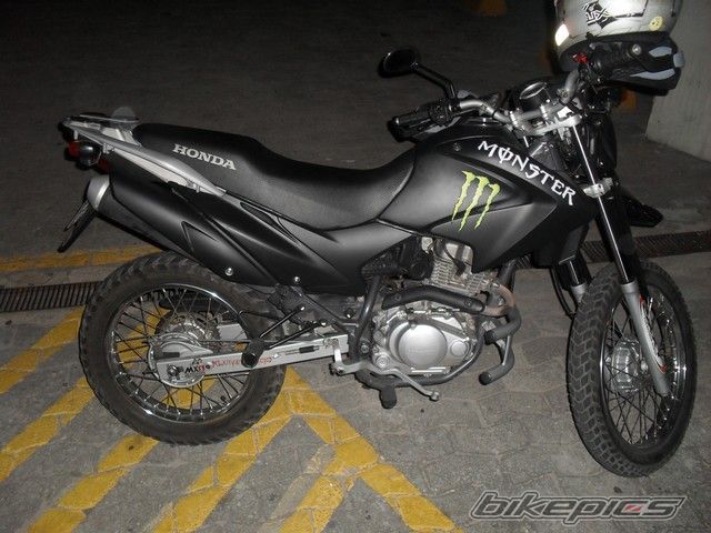 Photo 2053418