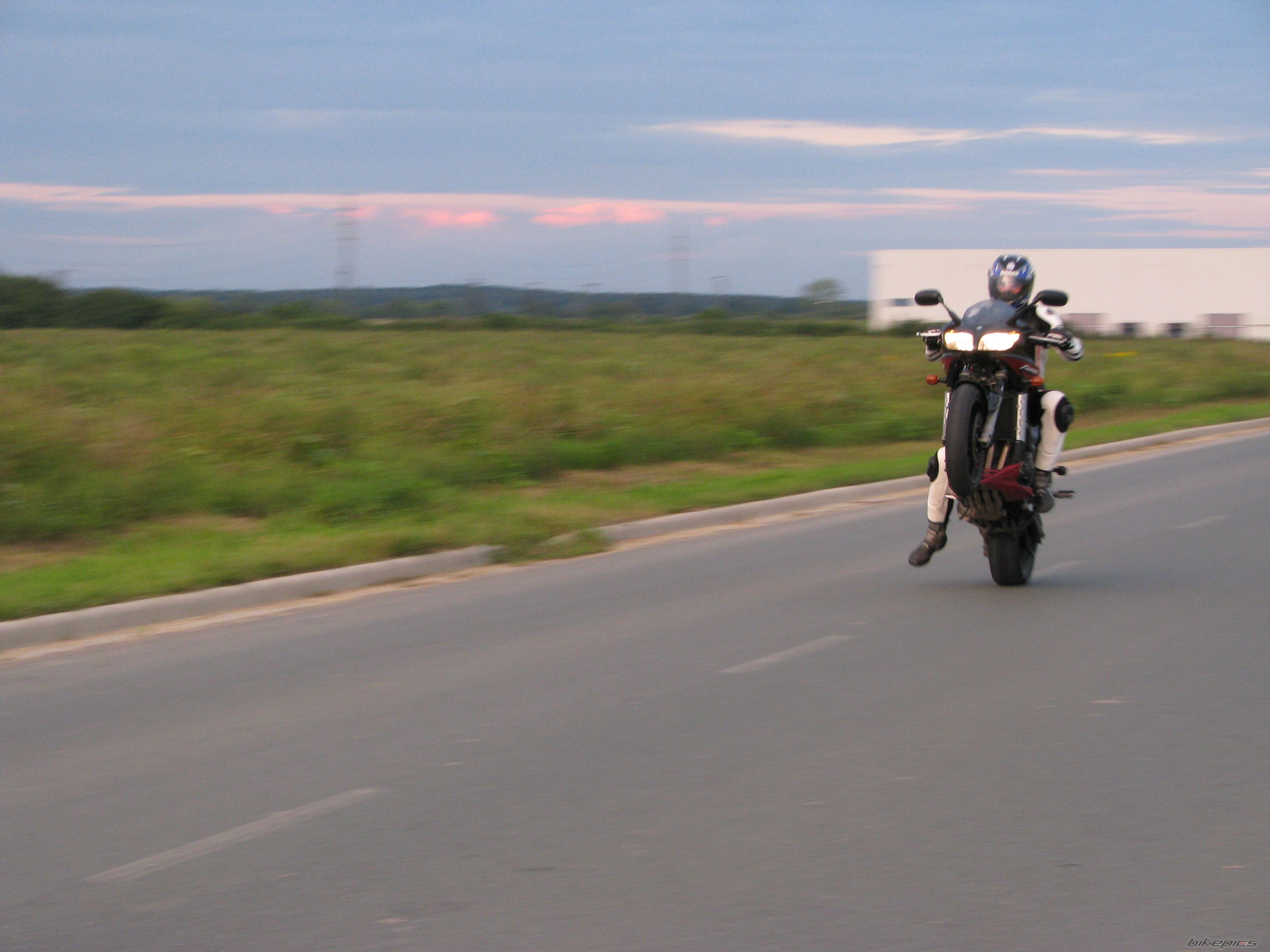 Bike Photo 2053435