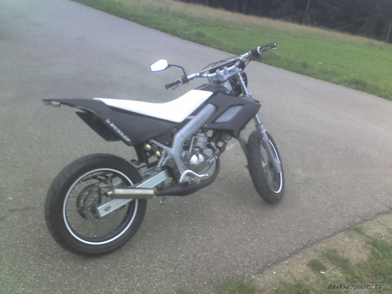 Photo 2053484