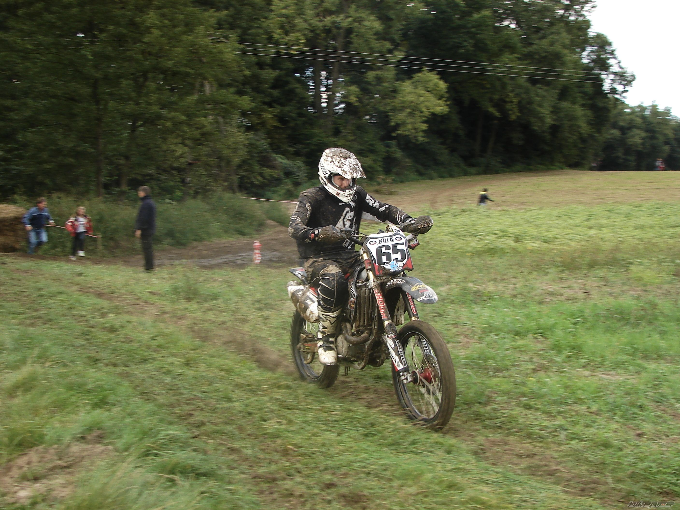 Photo 2053517
