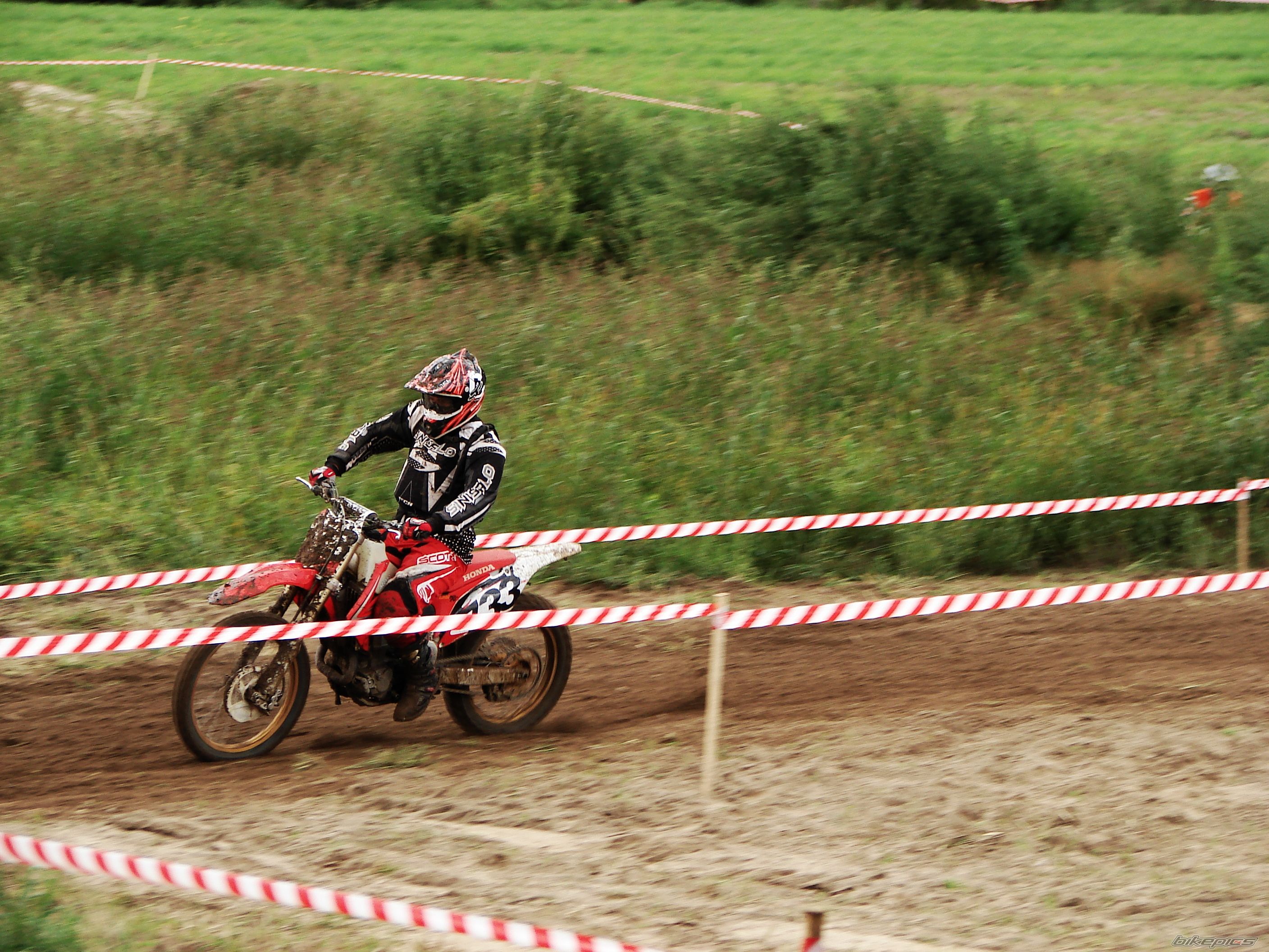 Photo 2053535