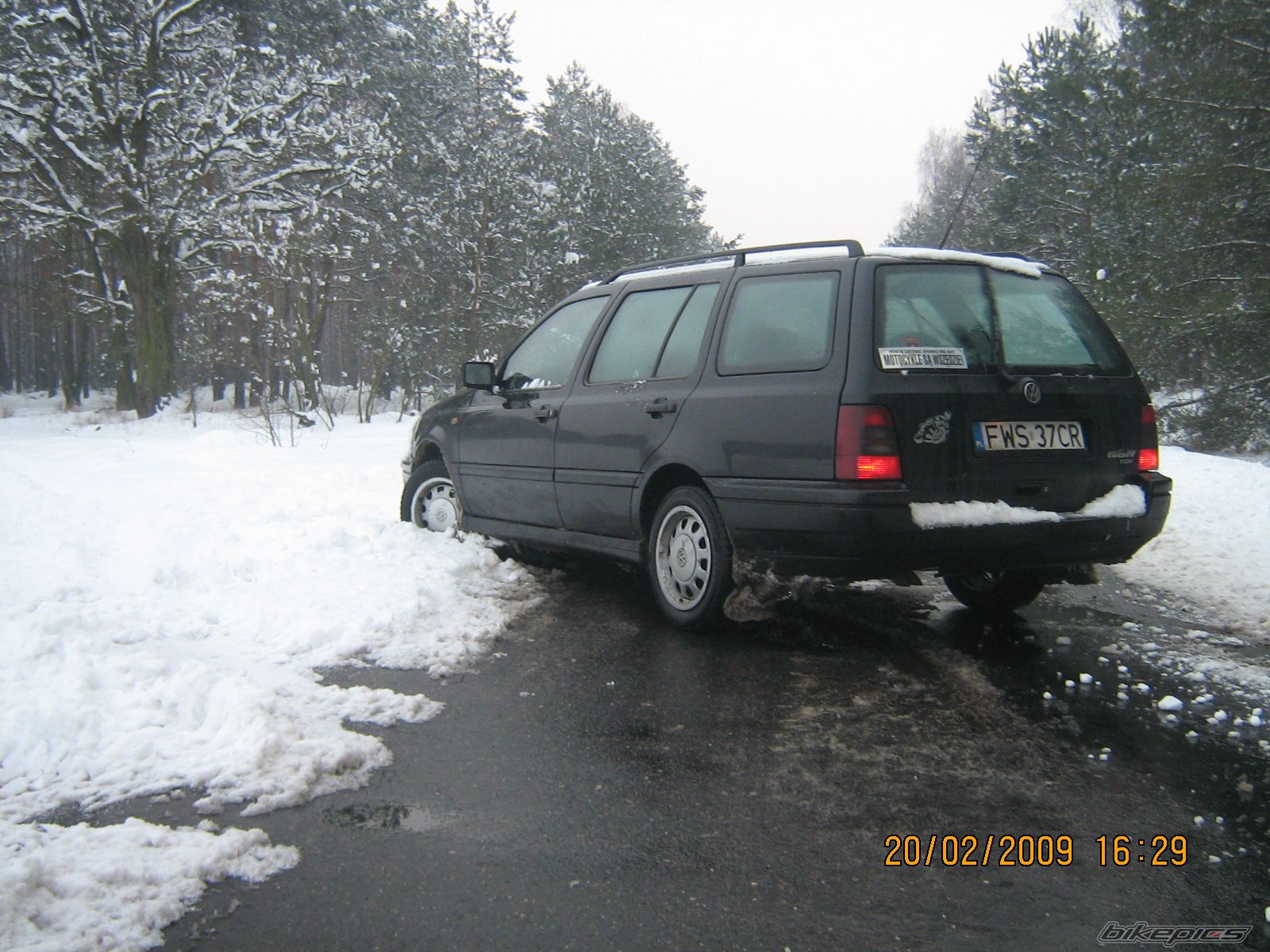 Photo 2053811