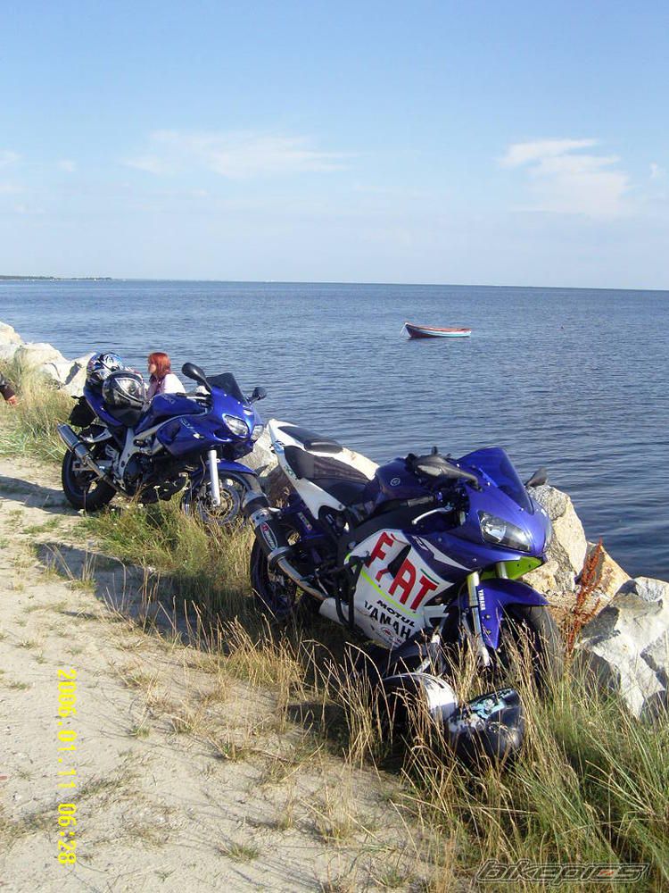 Photo 2053845