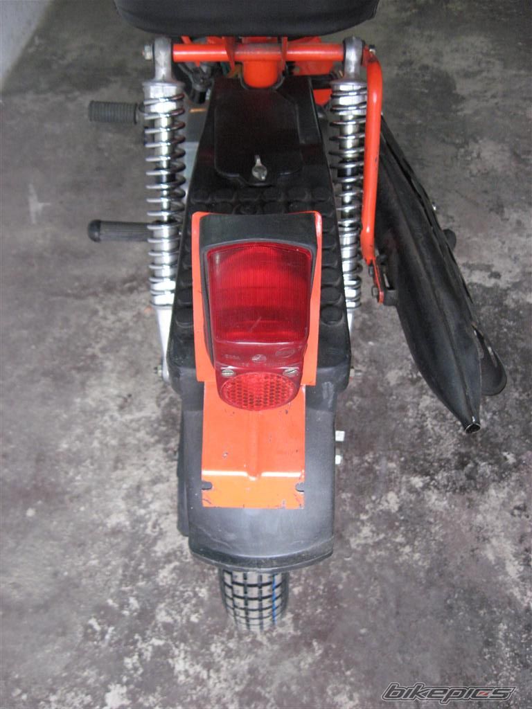 Photo 2053891
