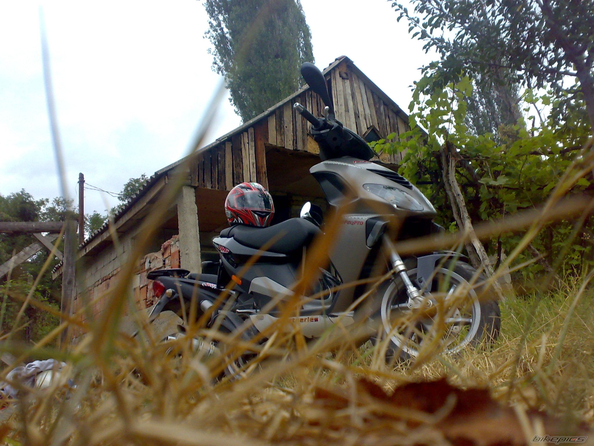 Photo 2053998