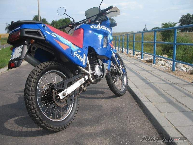 Photo 2054047