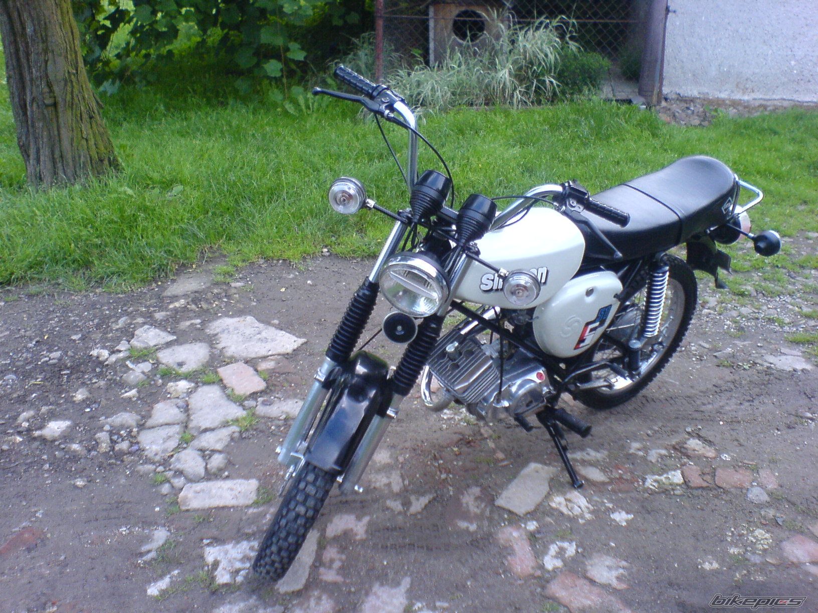 Photo 2054196