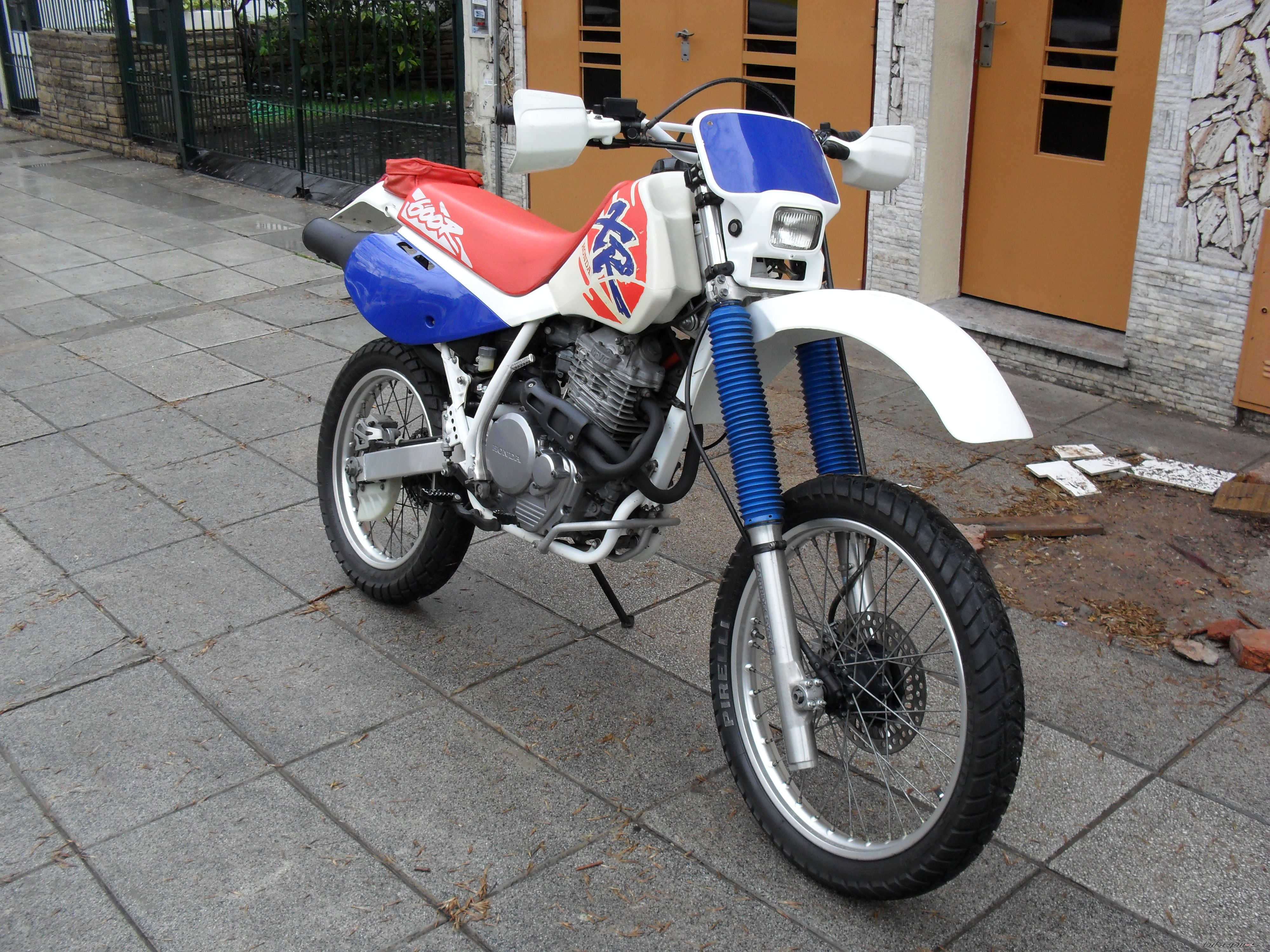 Bike Photo 2054236