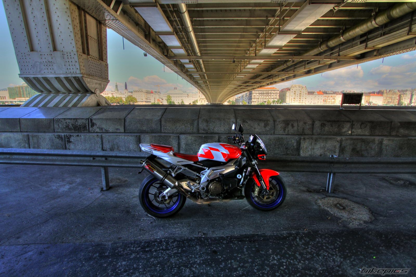 Bike Photo 2054265