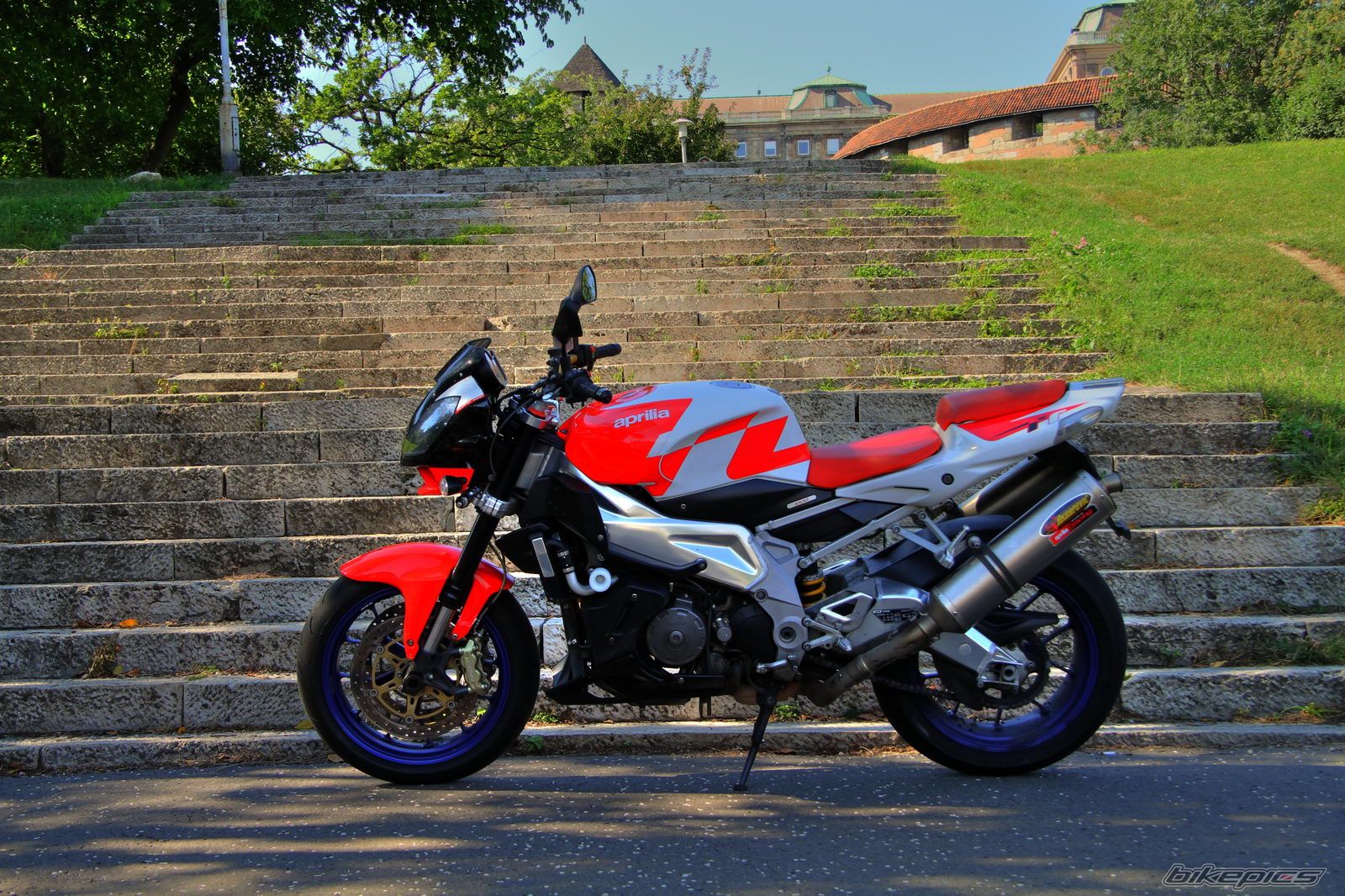 Bike Photo 2054275