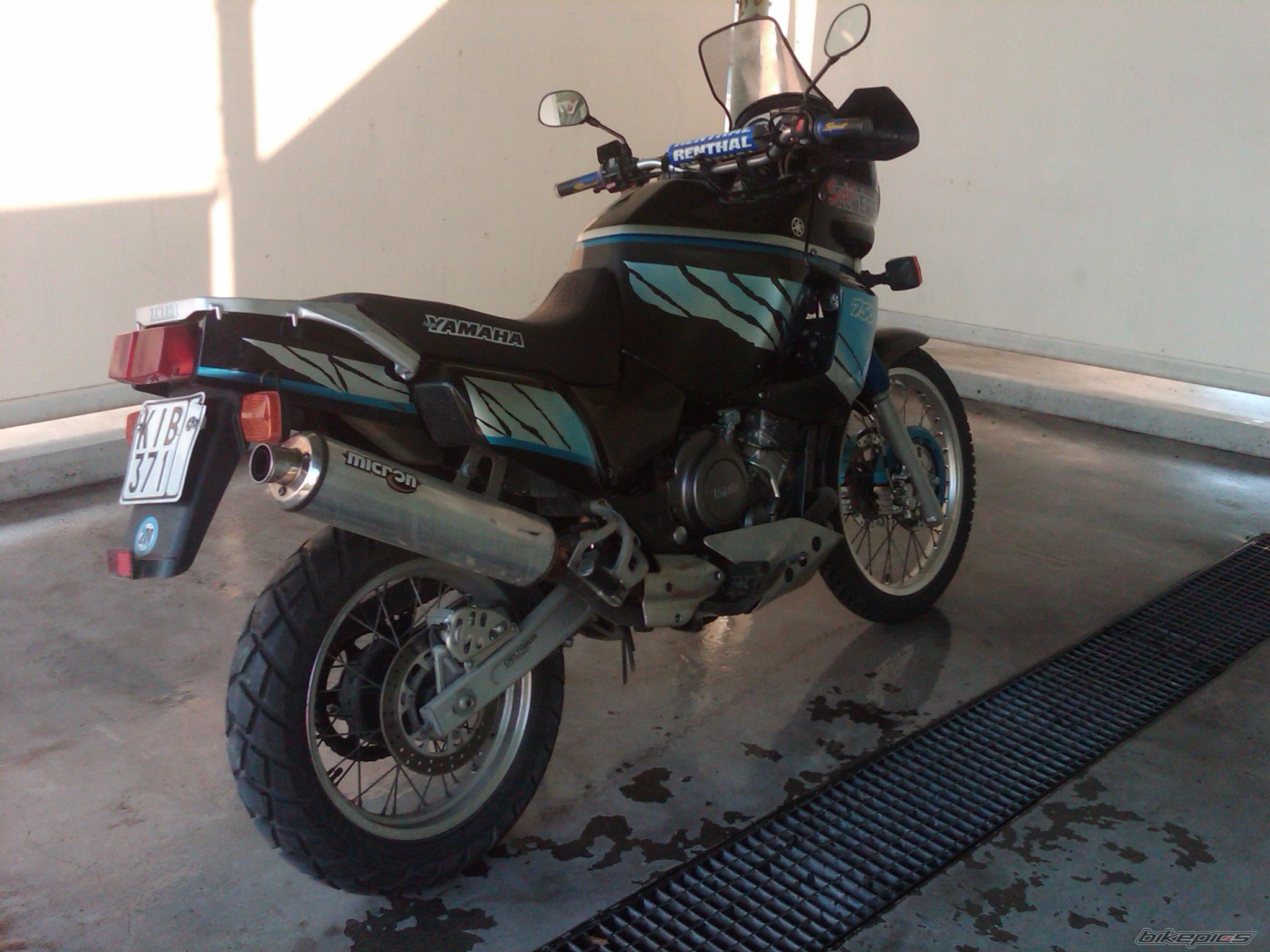 Photo 2054512