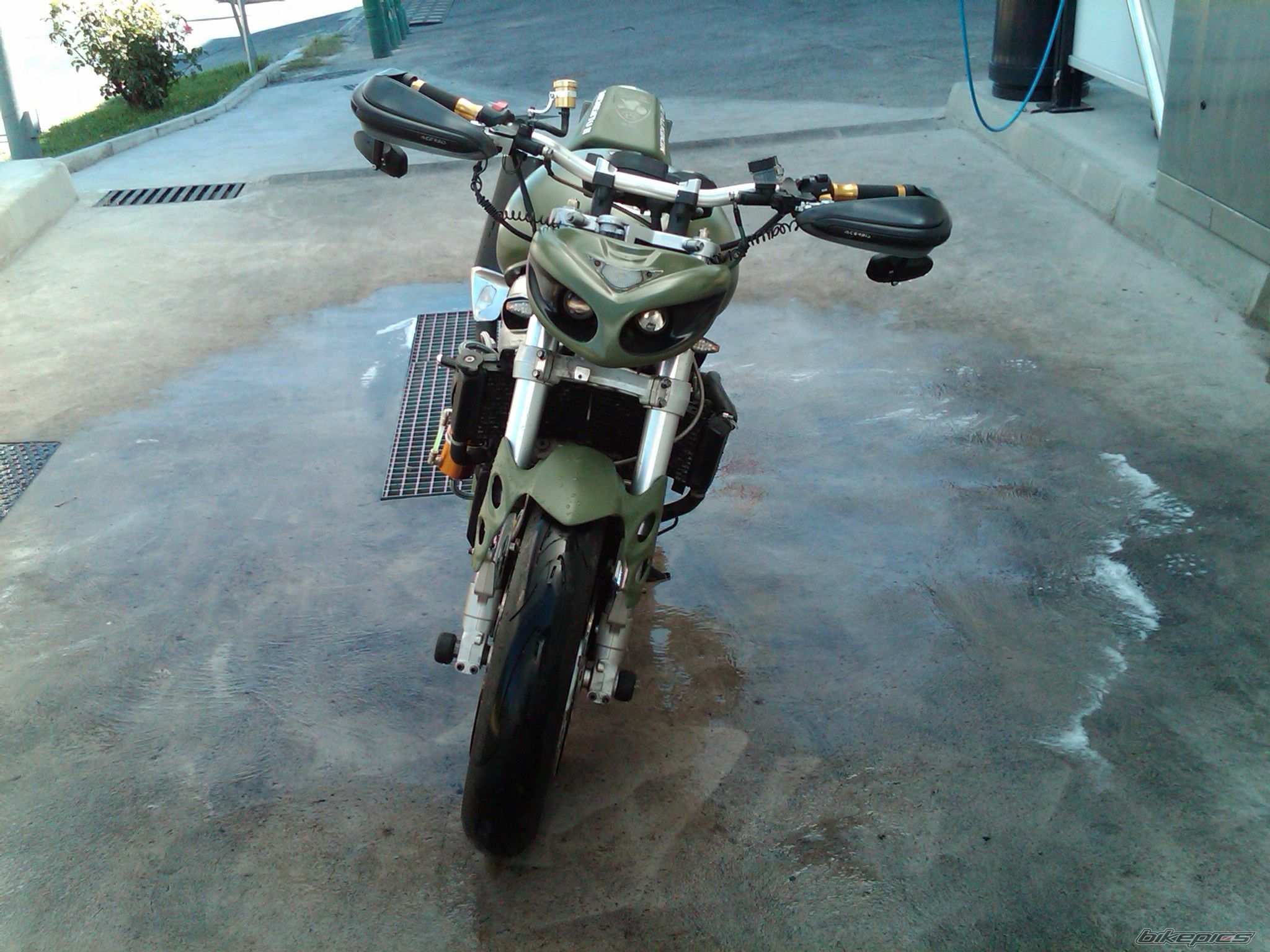 Photo 2054693
