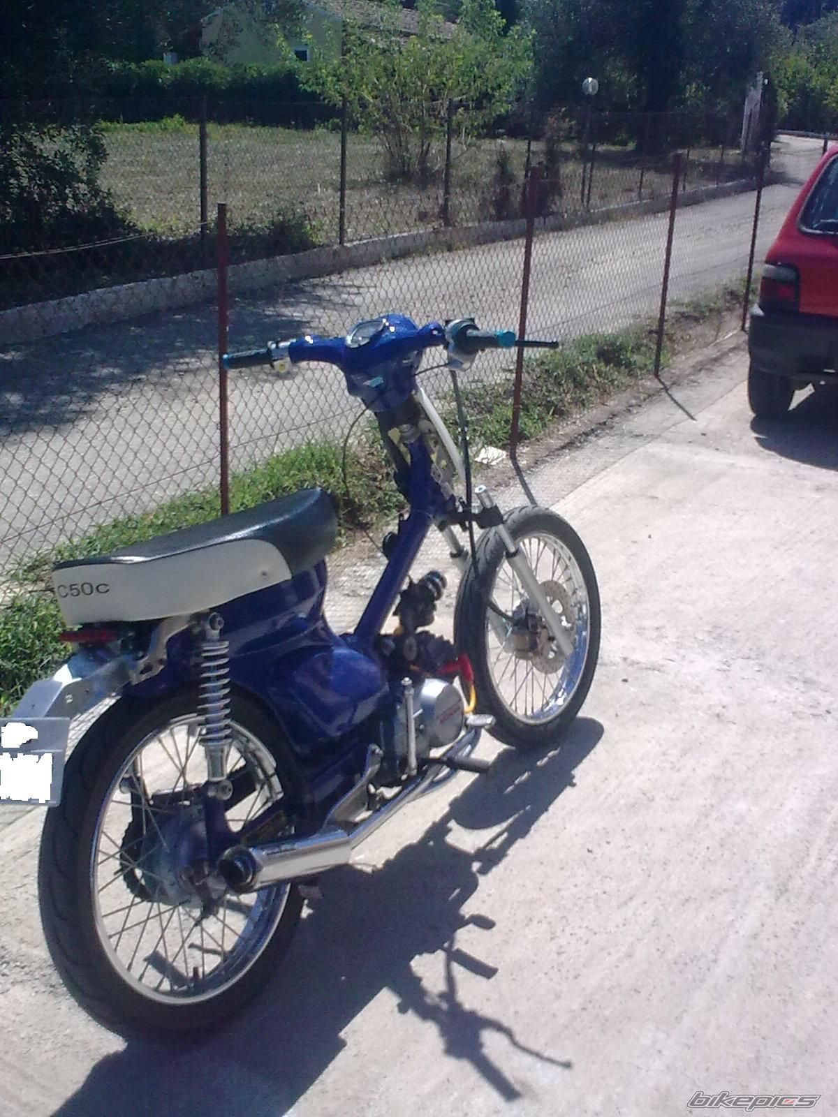 Photo 2054700