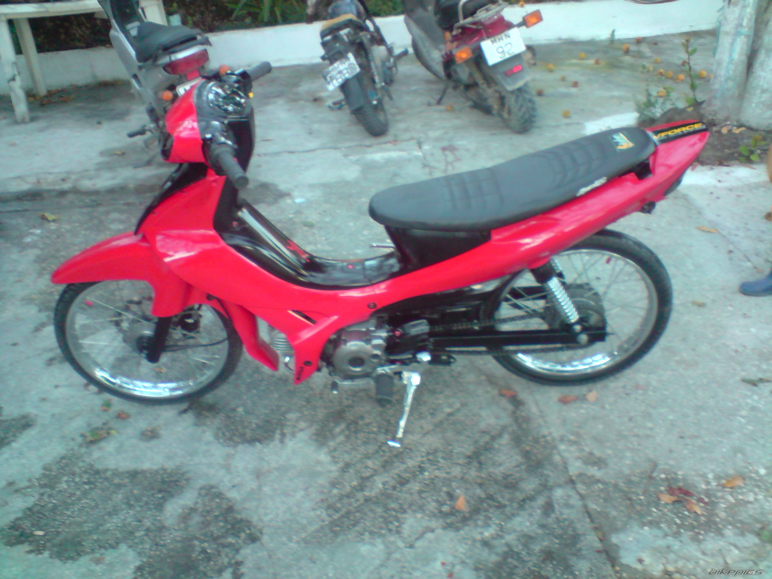 Photo 2054778