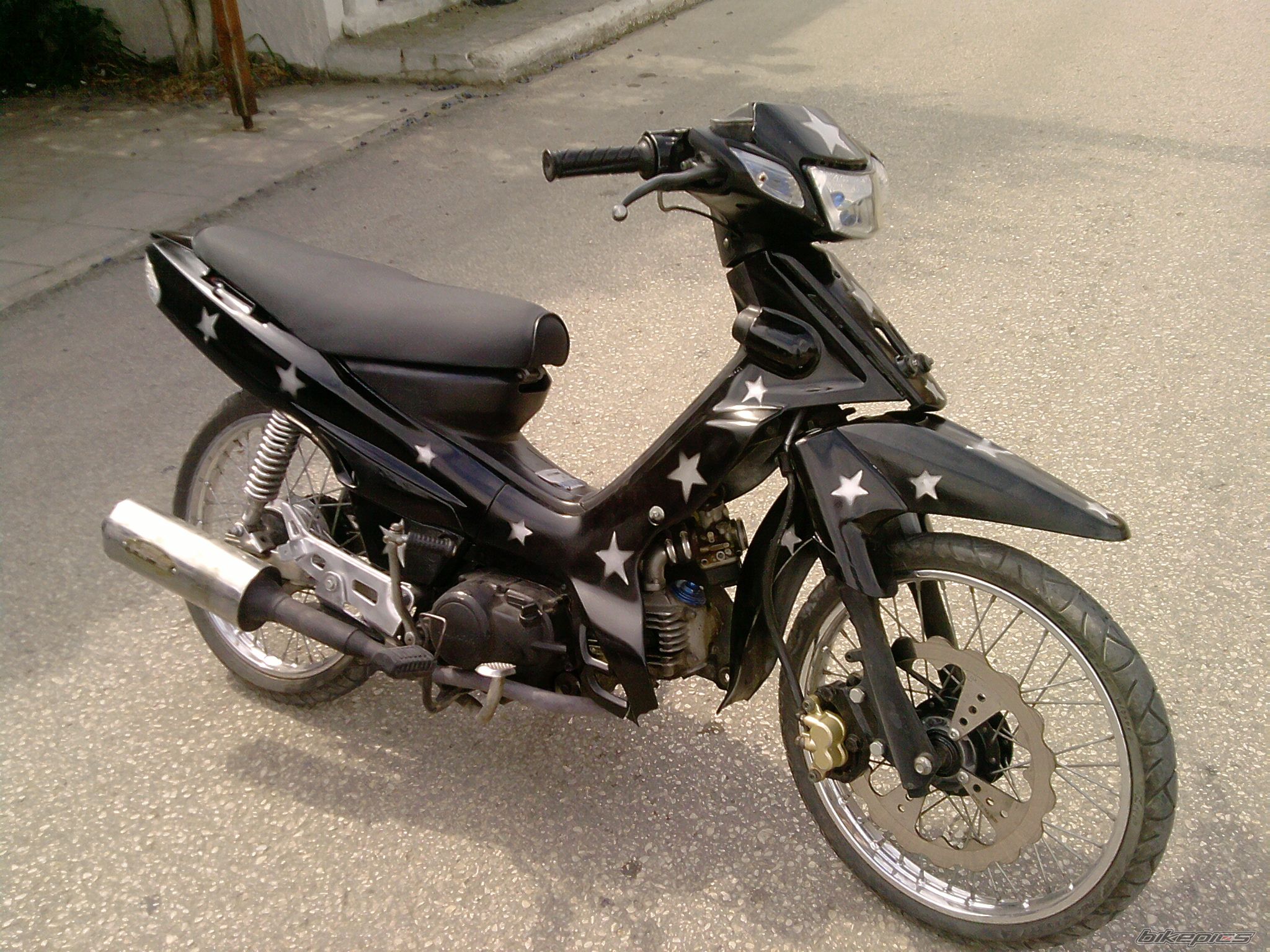 Photo 2054882