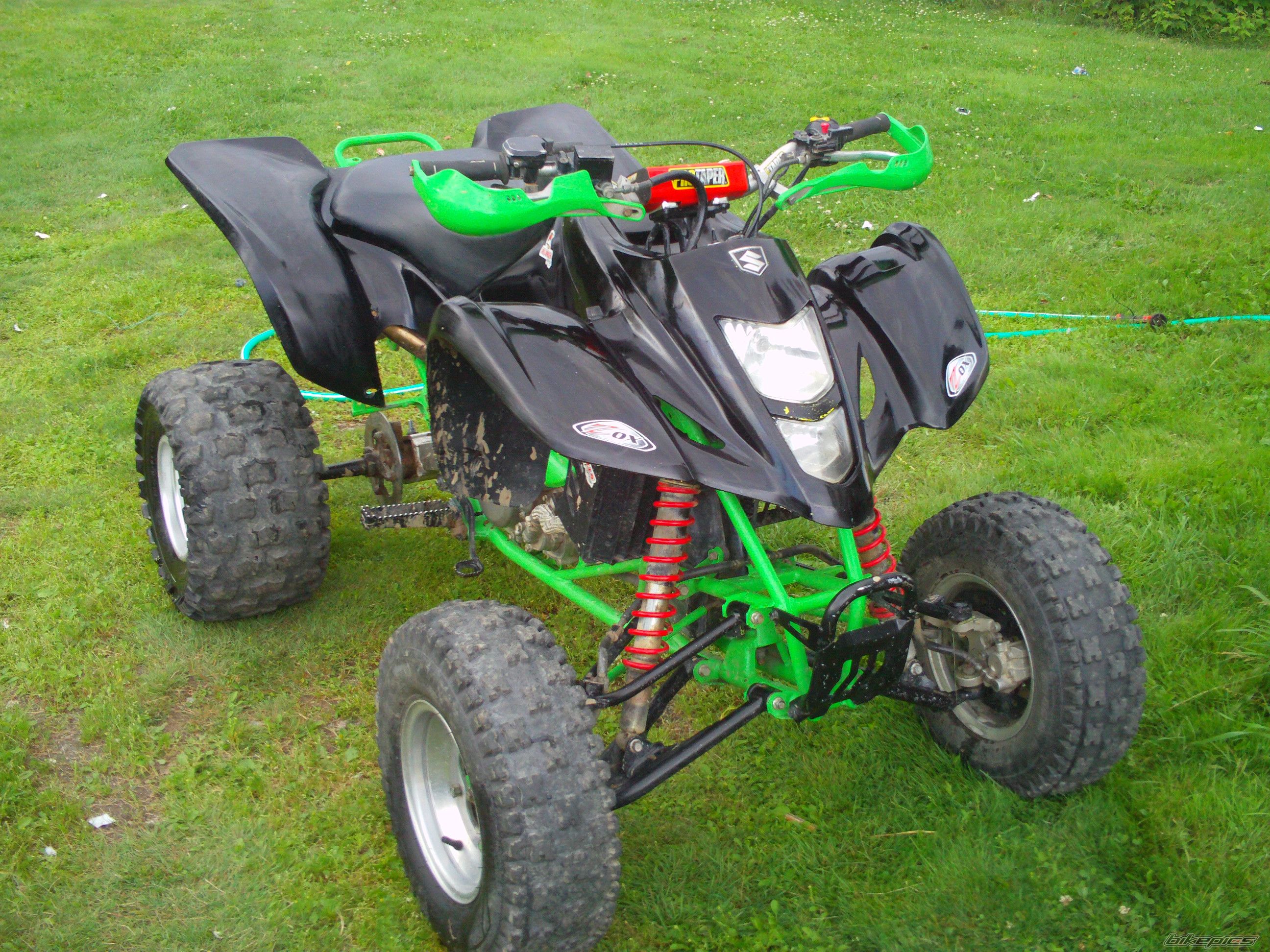 Photo 2054936