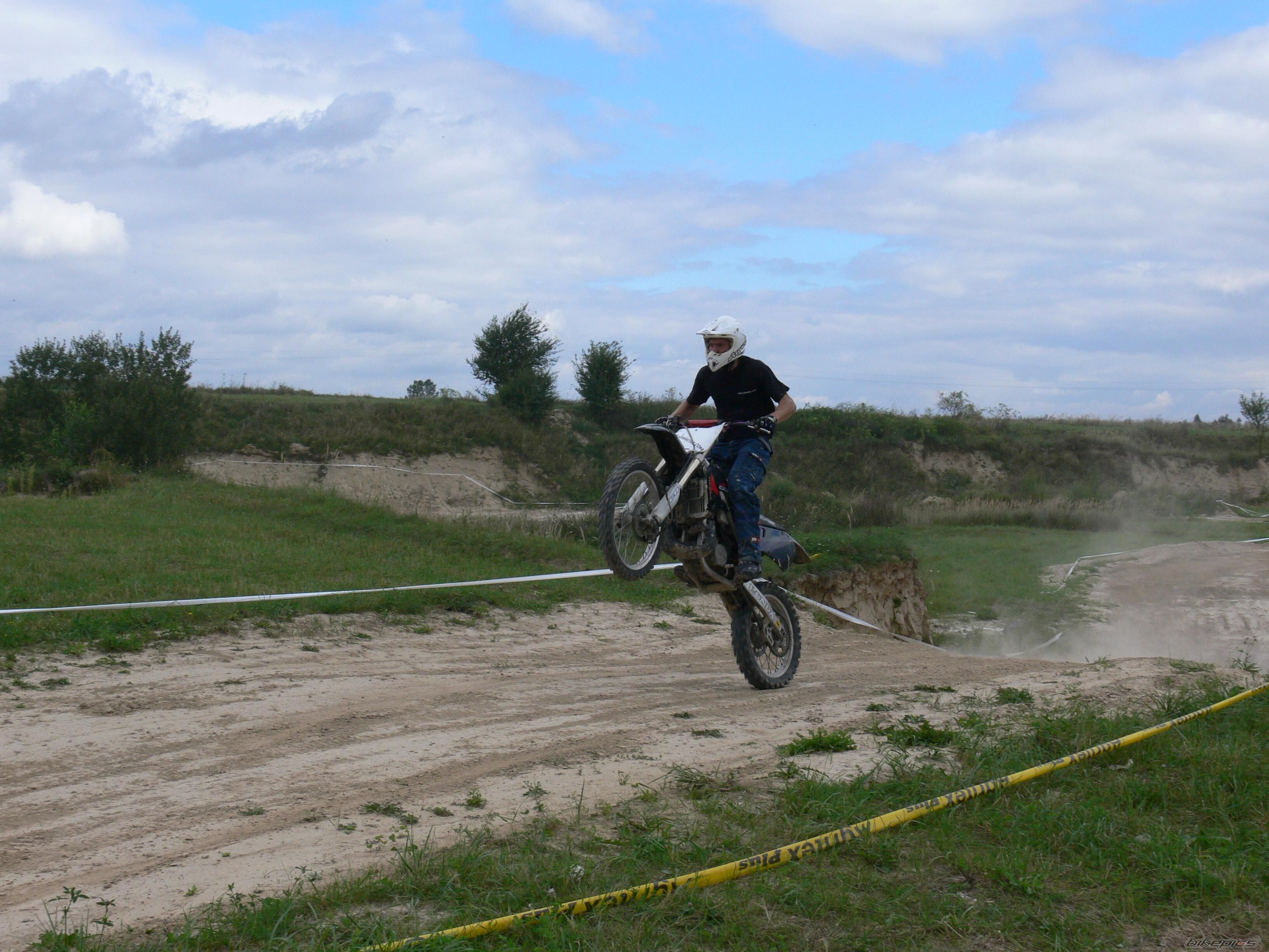 Photo 2055444