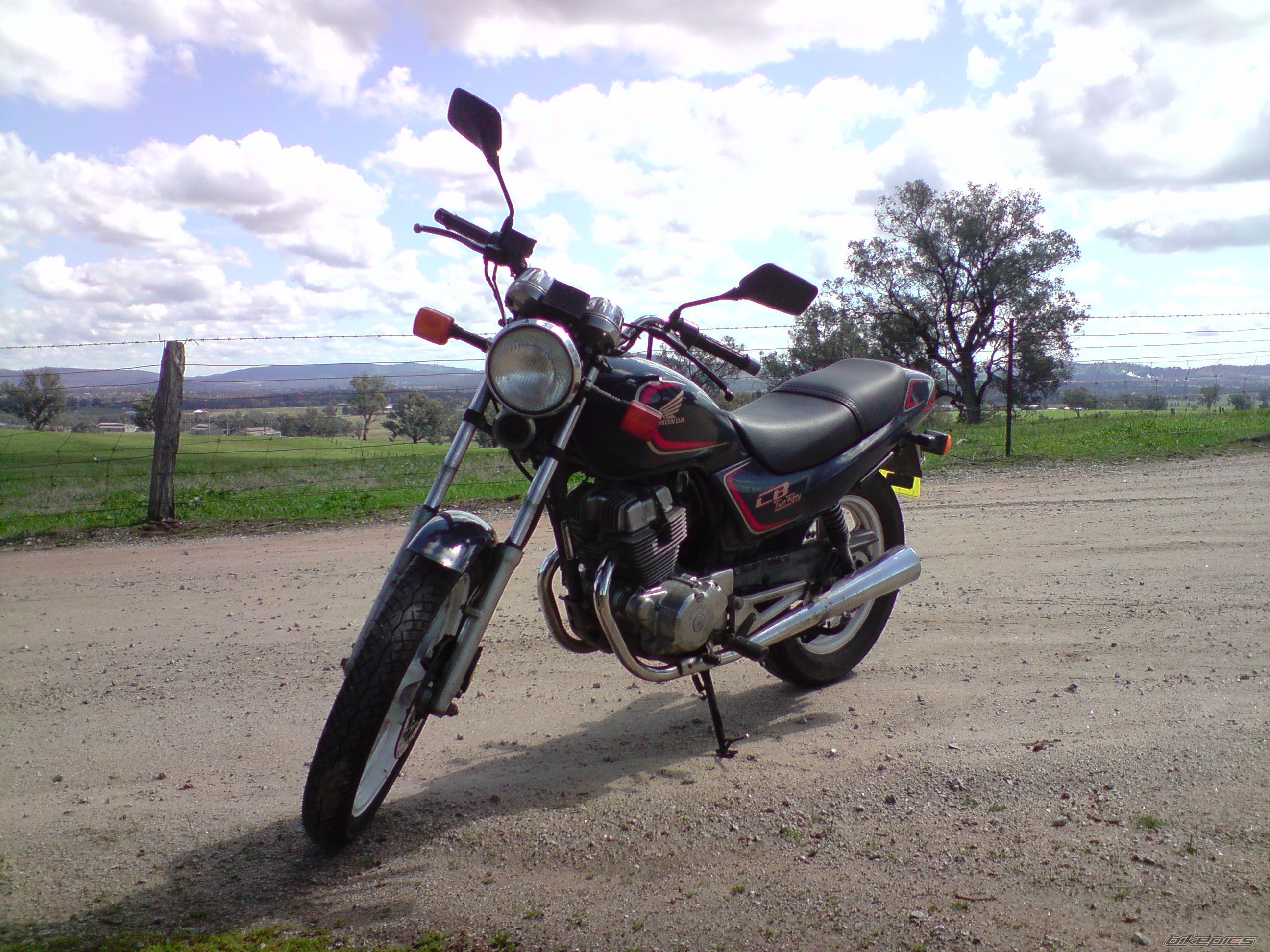 Photo 2056021