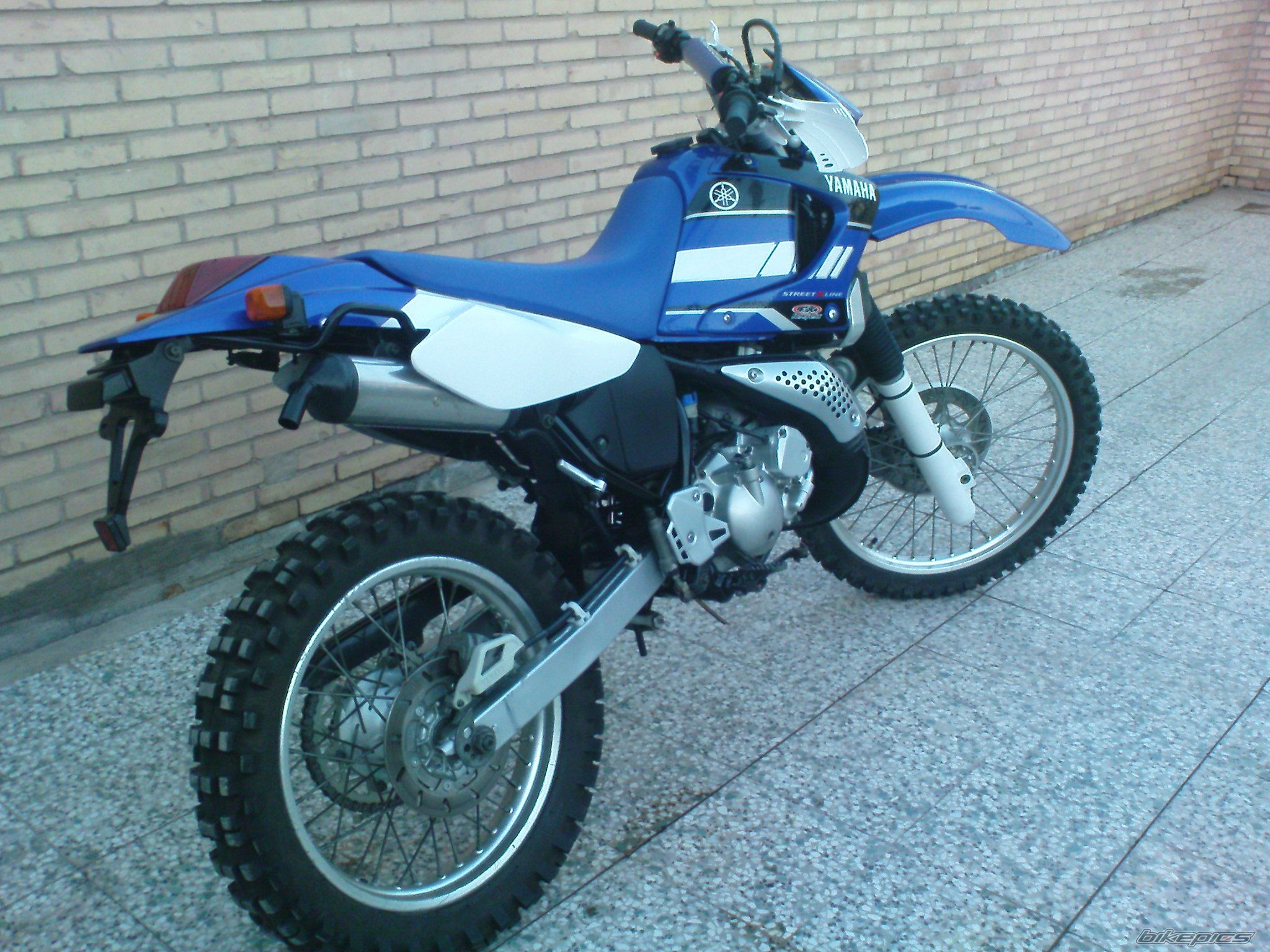 Photo 2056093