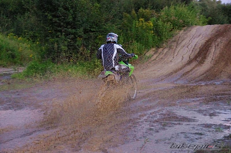 Photo 2056912