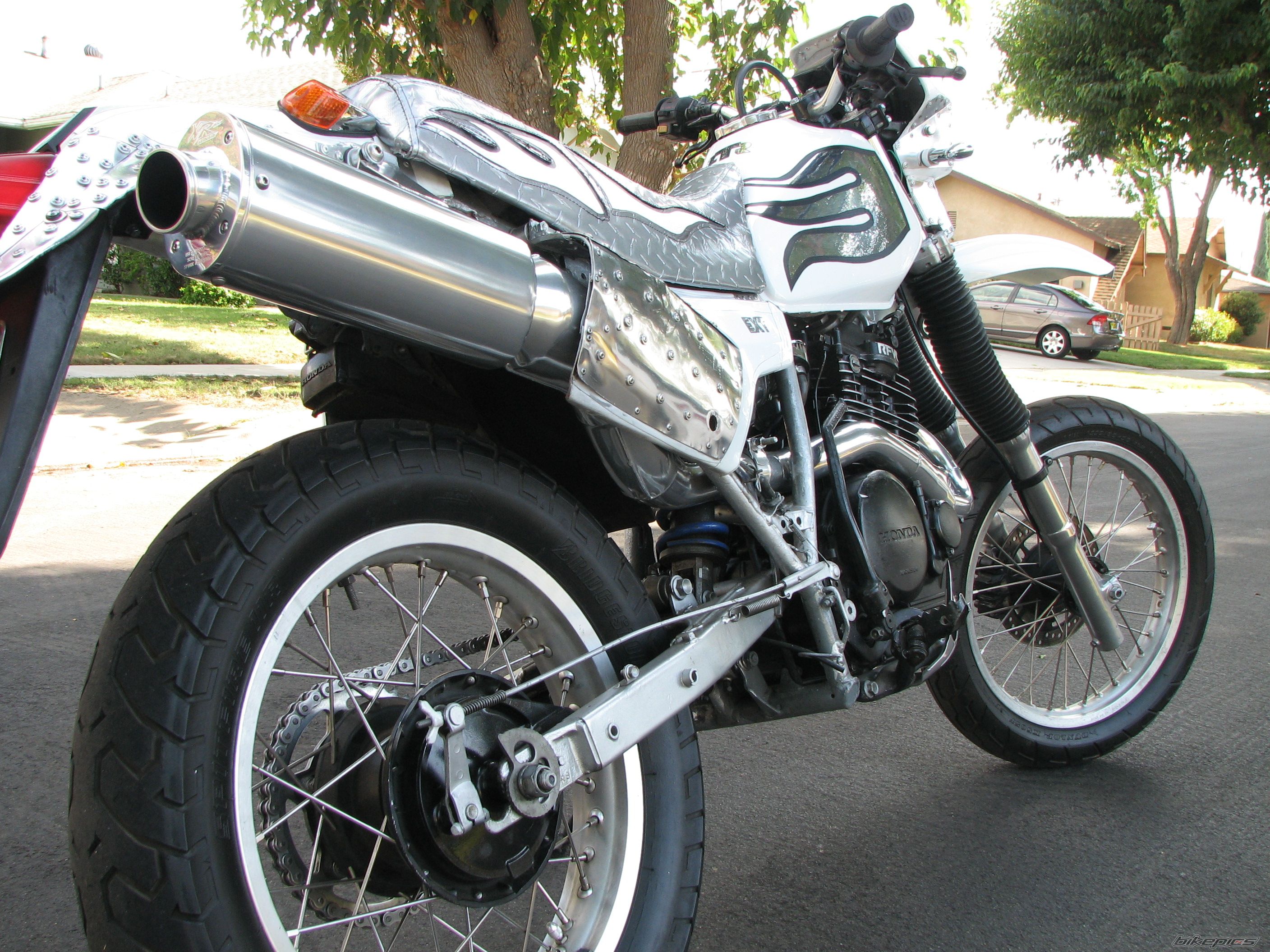 Photo 2056932