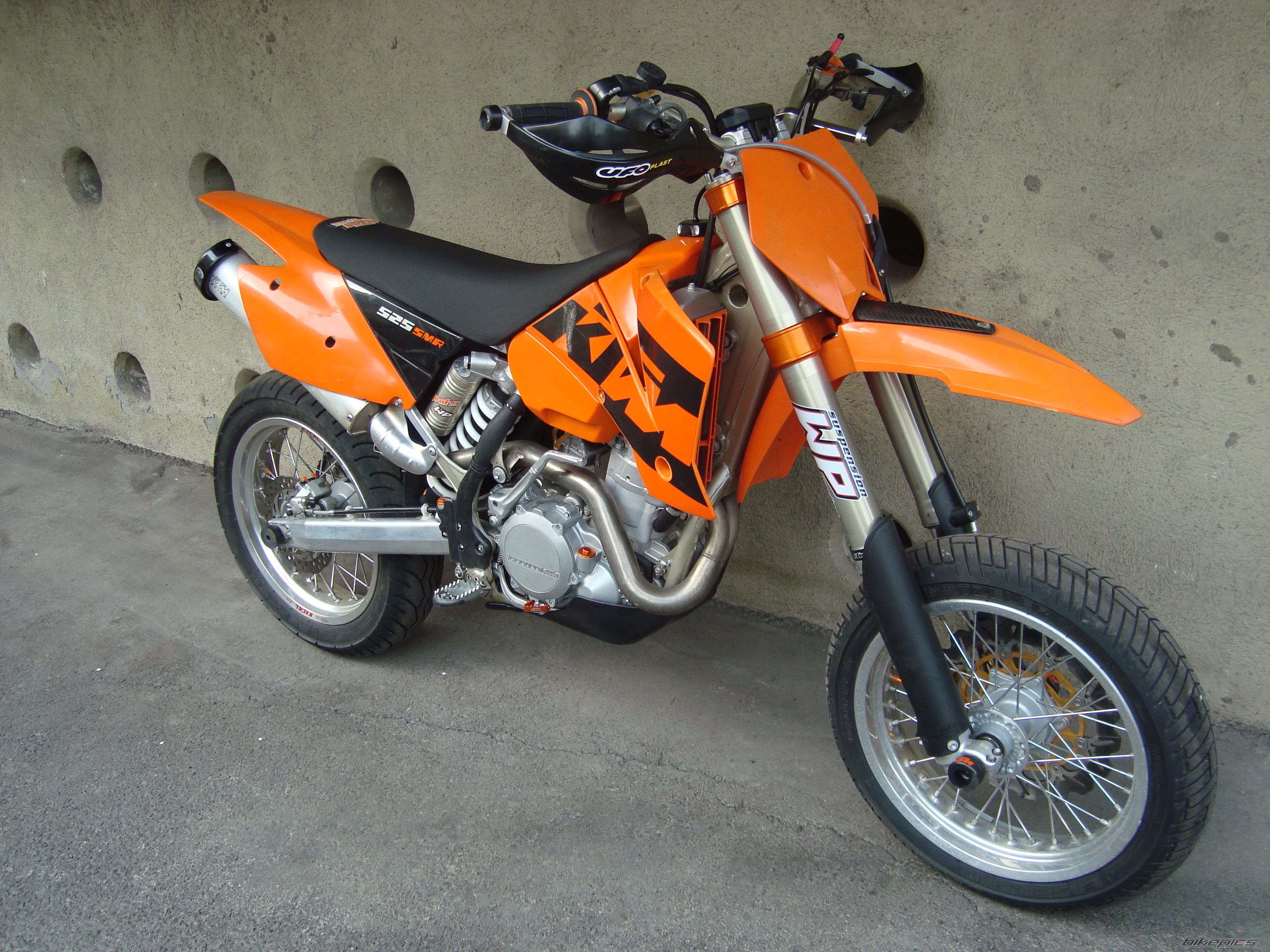 Photo 2056989