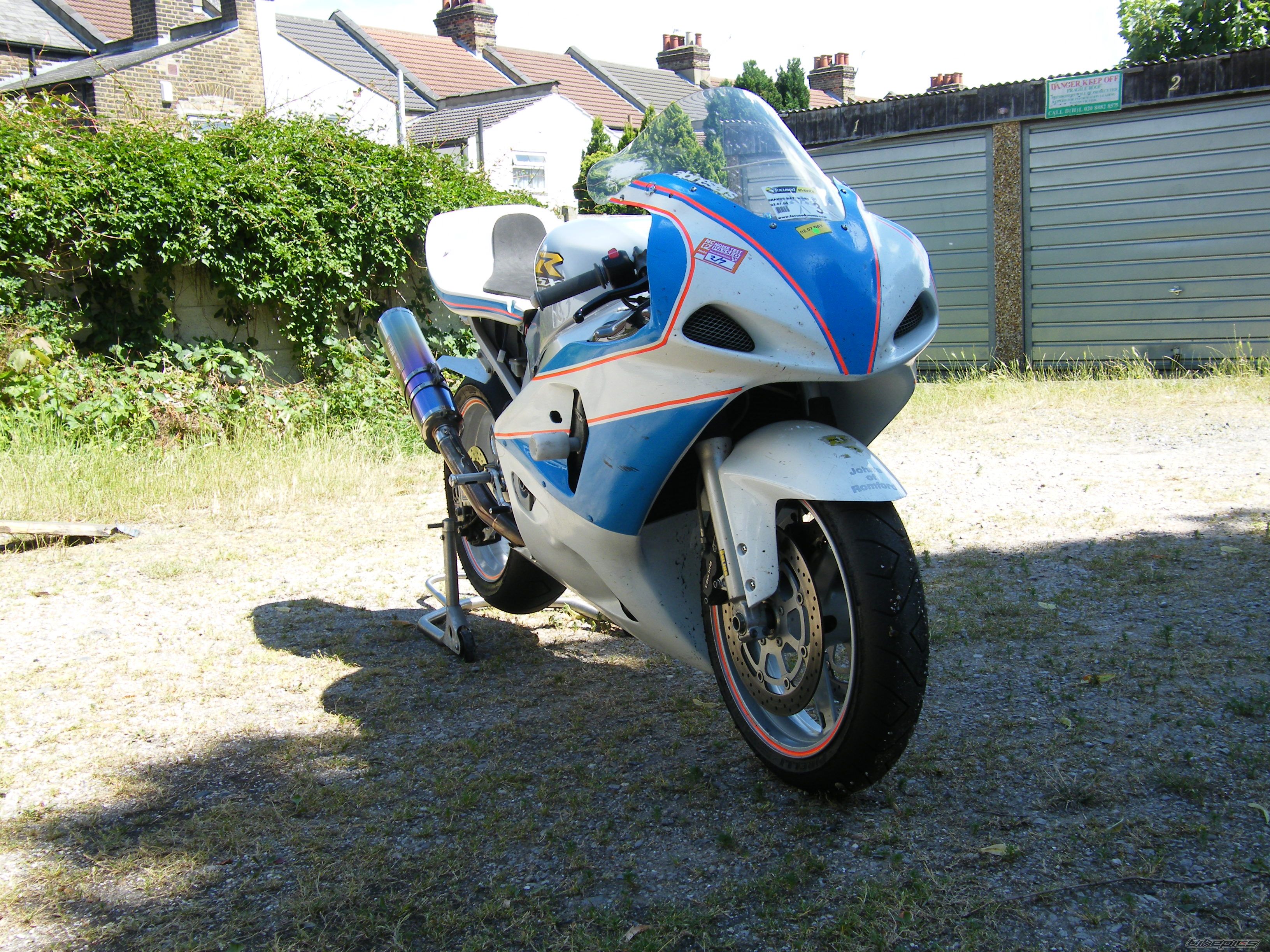 Photo 2057092