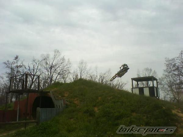 Photo 2057160
