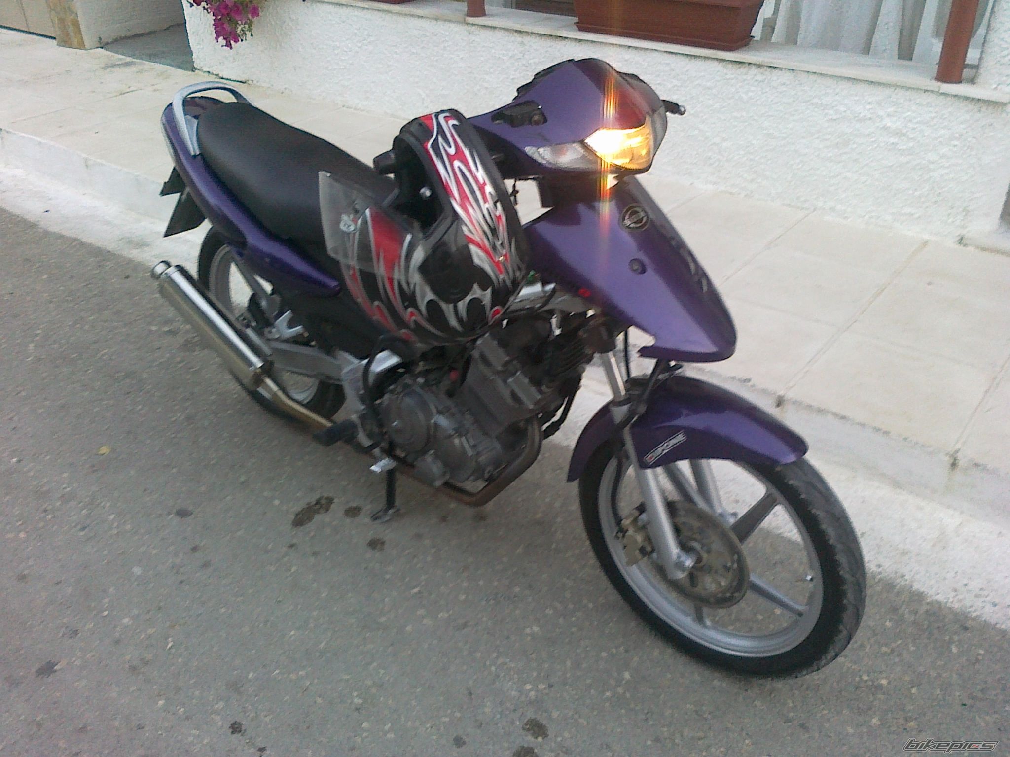 Photo 2057245