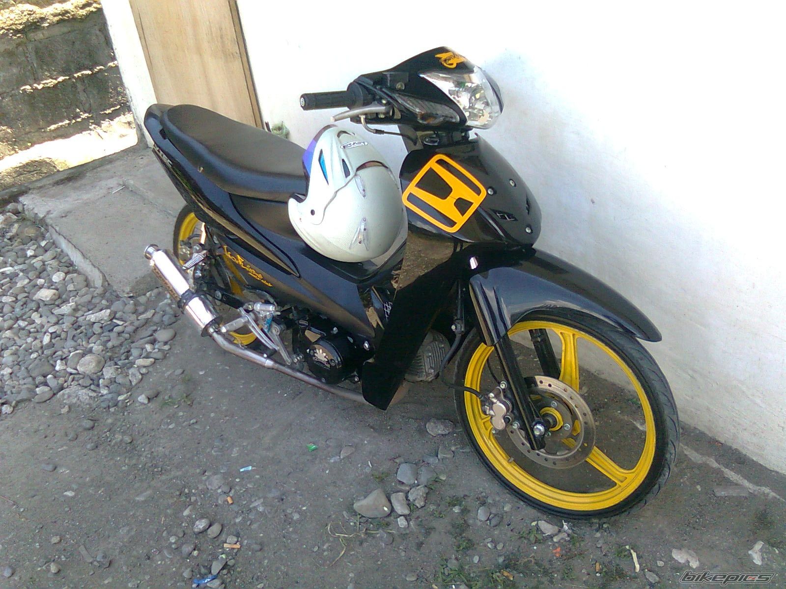 Photo 2057250