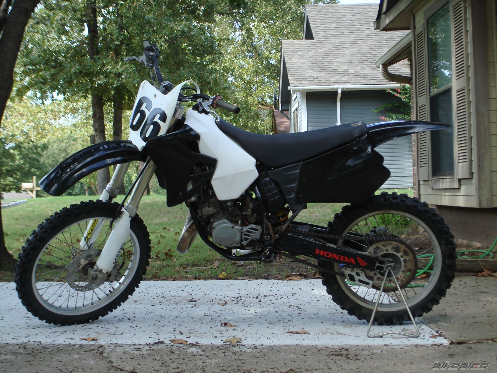 Photo 2057459