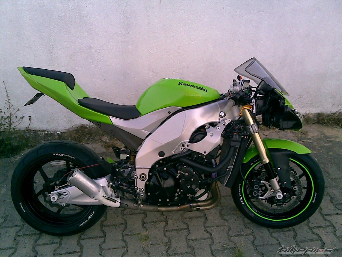 Photo 2057668