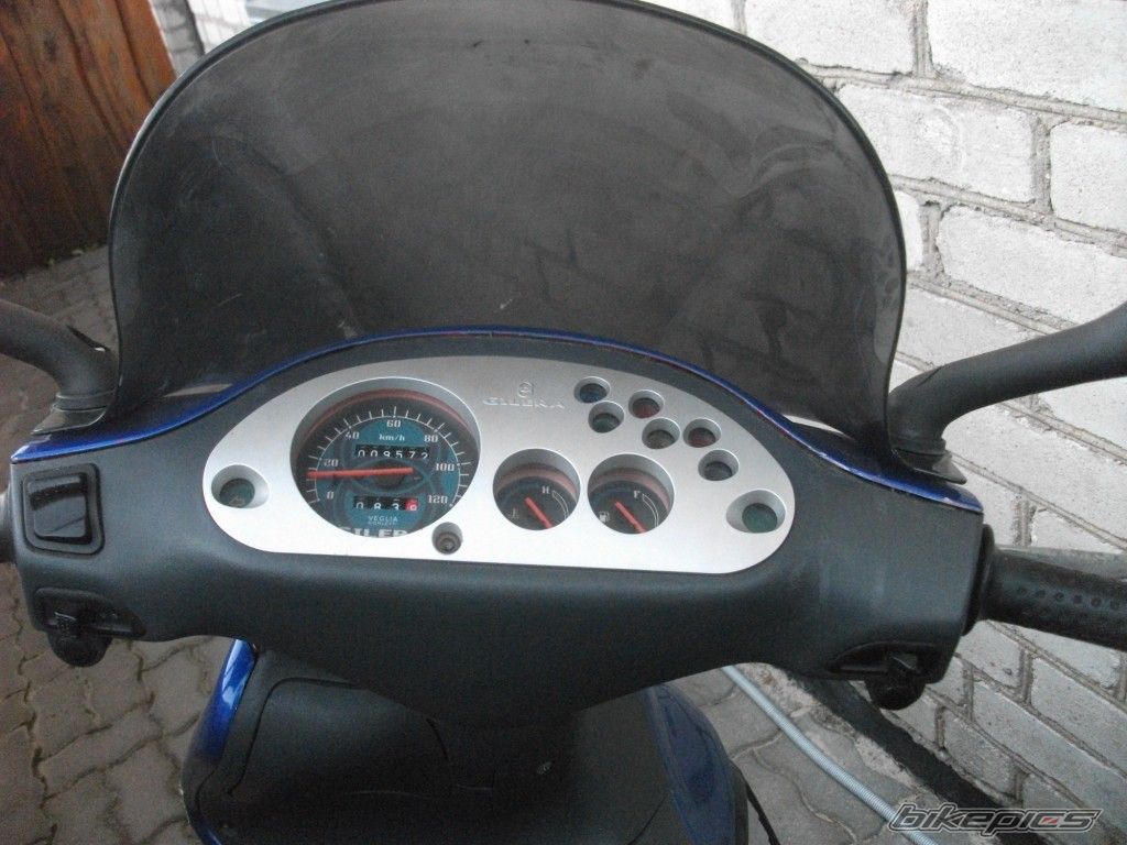 Photo 2057812