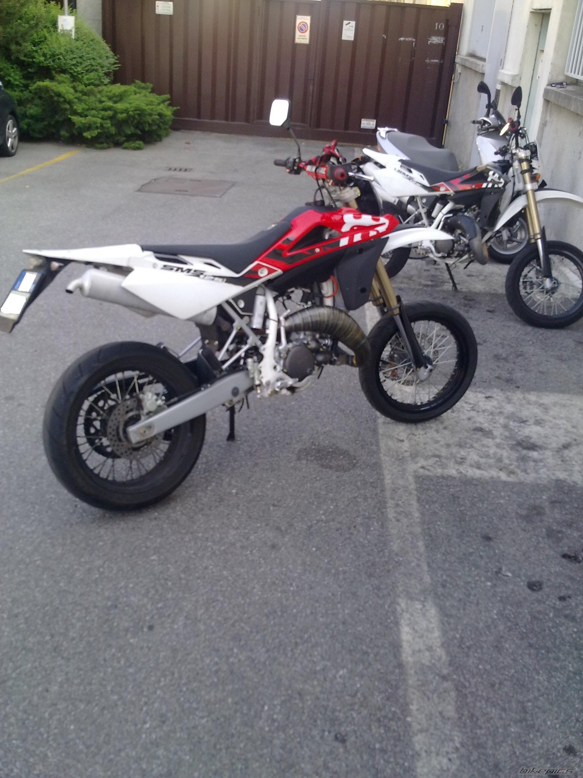 Photo 2057824
