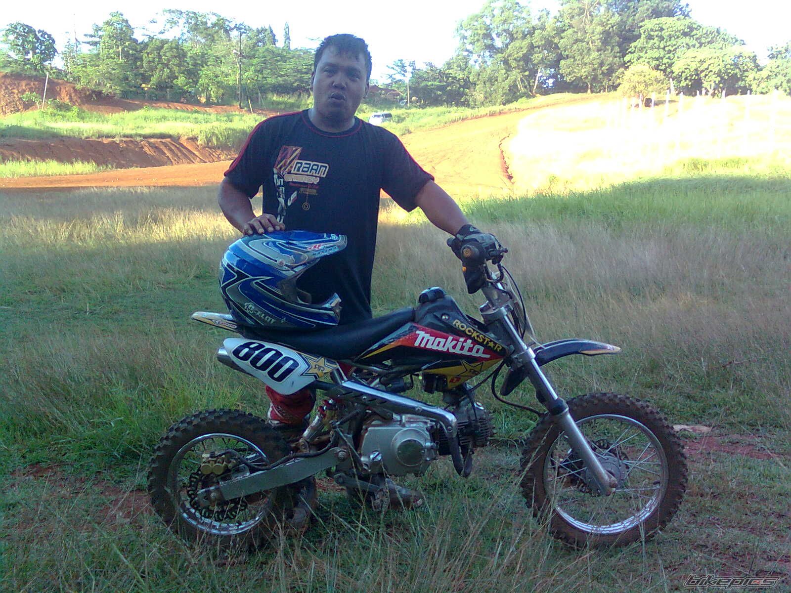 Photo 2057877