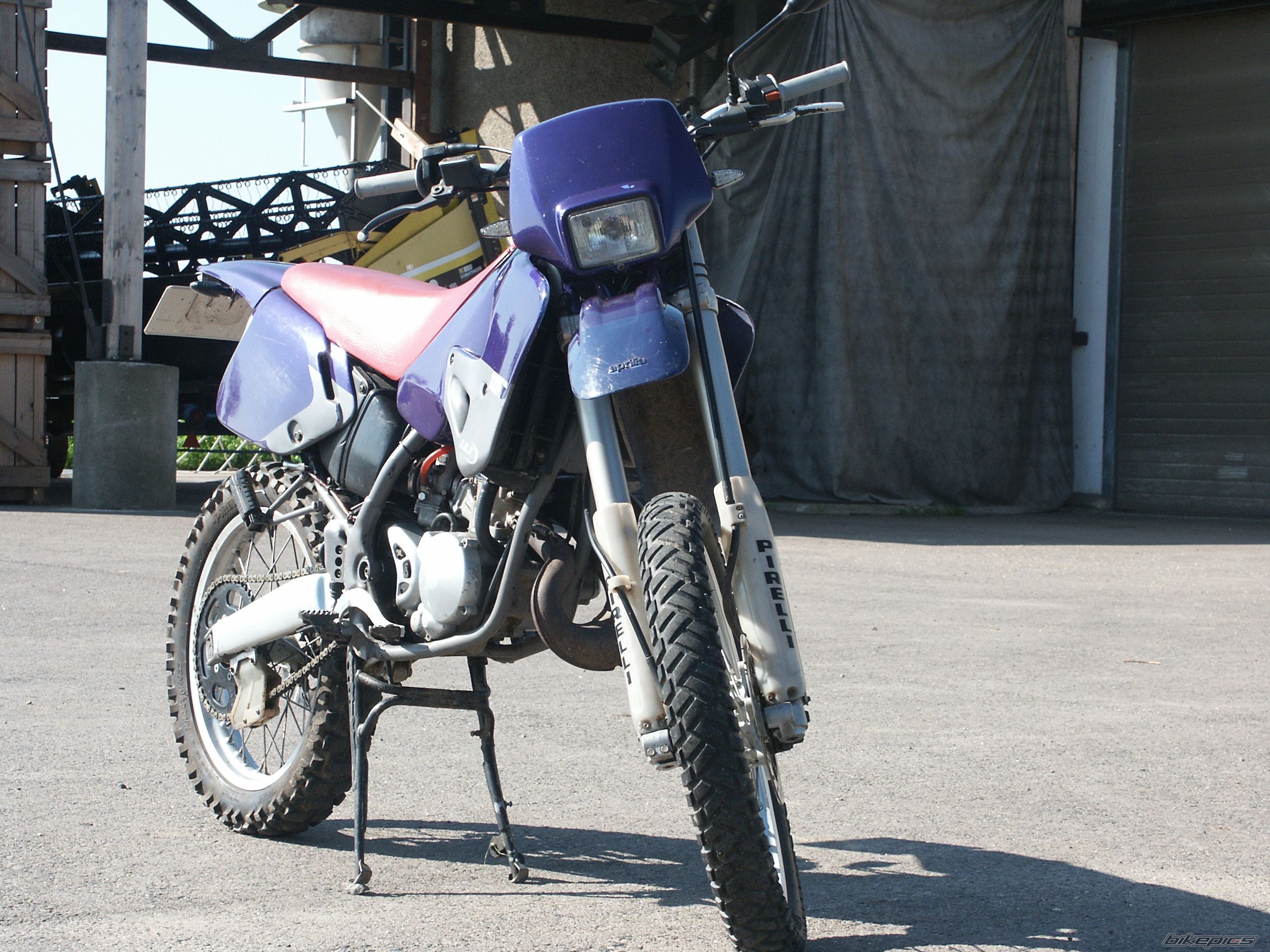 Photo 2058042