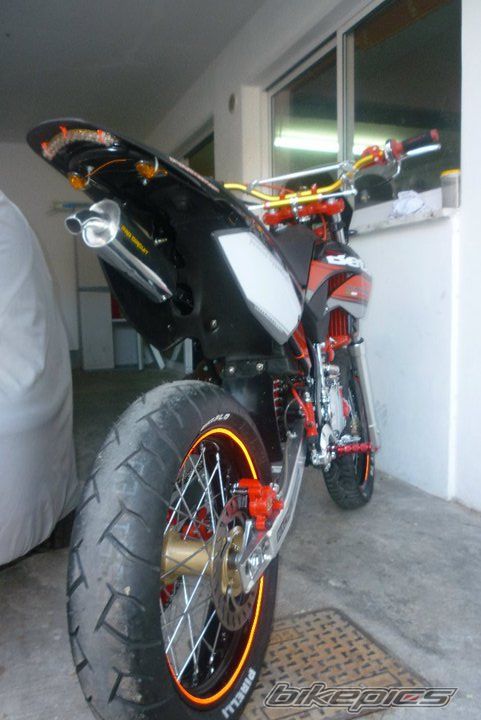 Photo 2058760