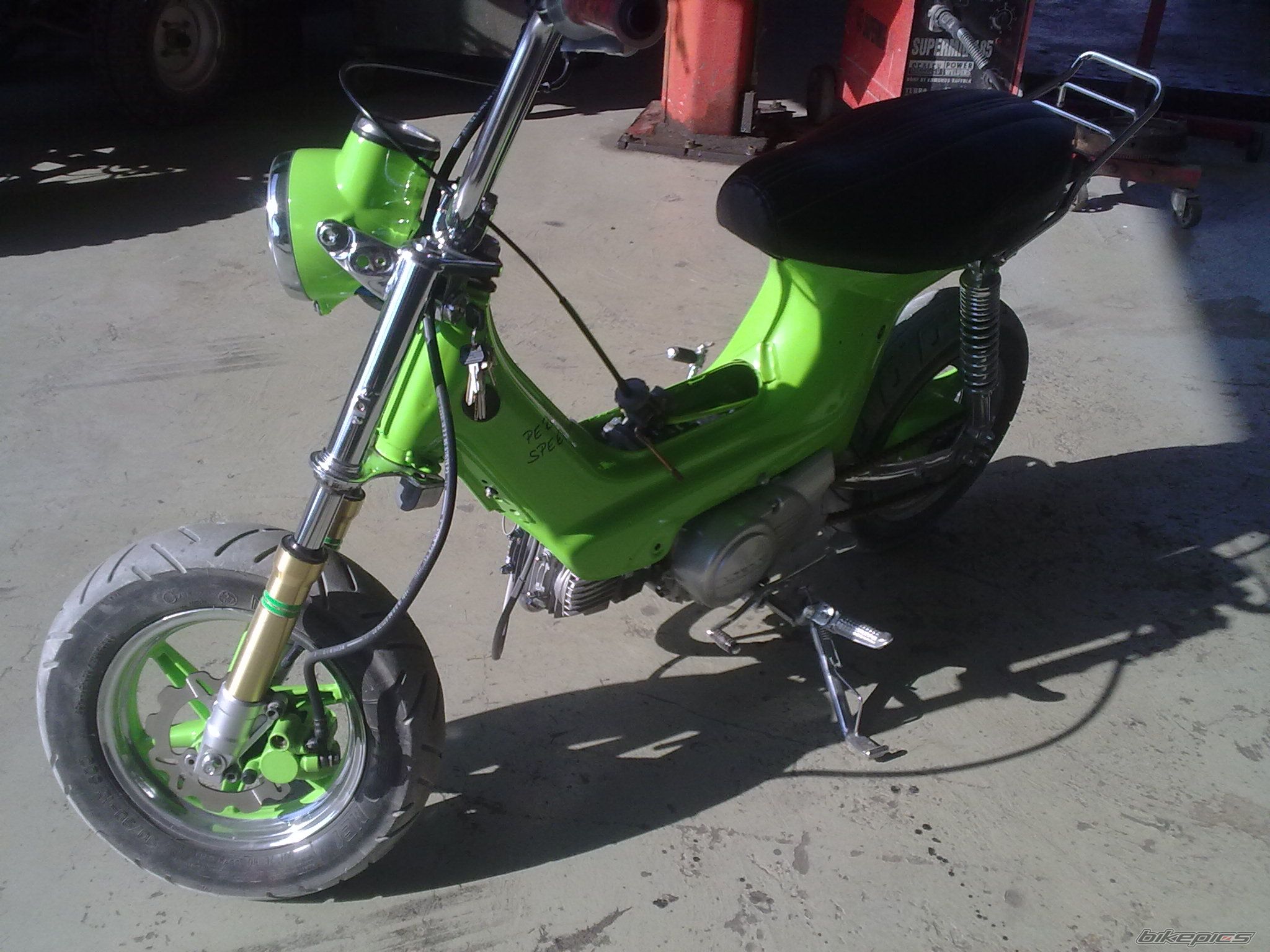 Photo 2058913
