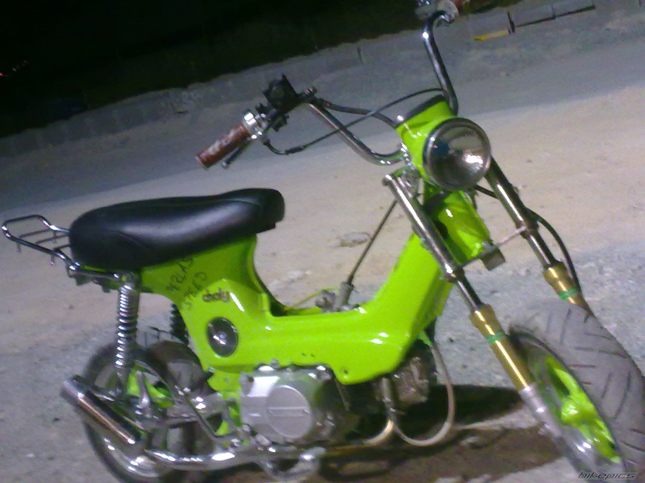 Photo 2058919