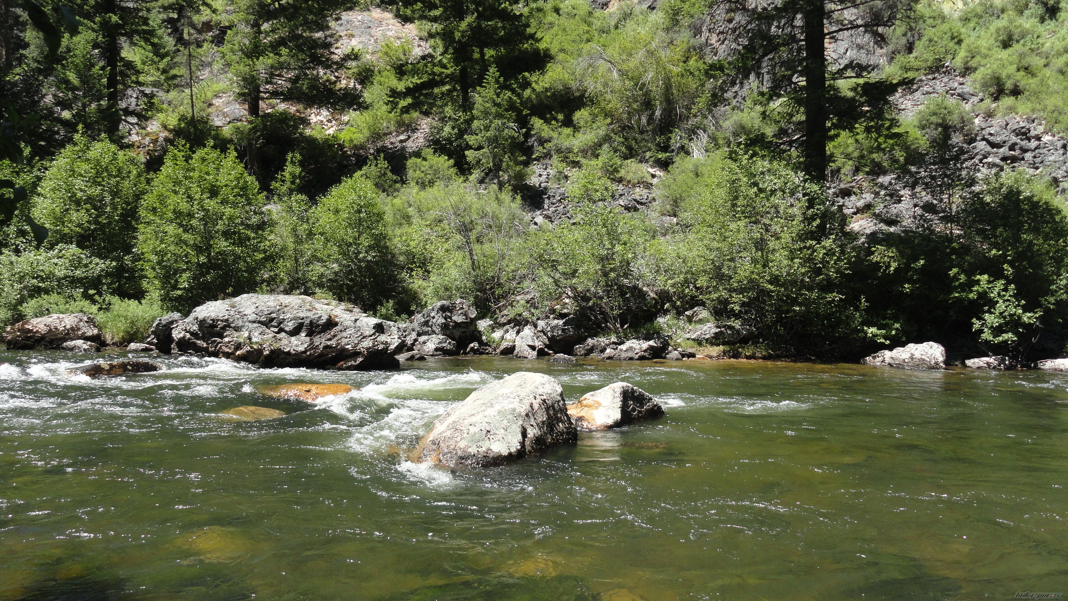 Photo 2058940