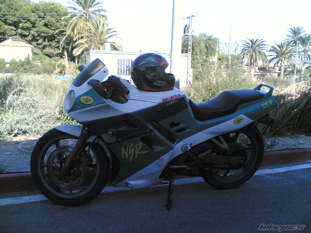 Photo 2058961