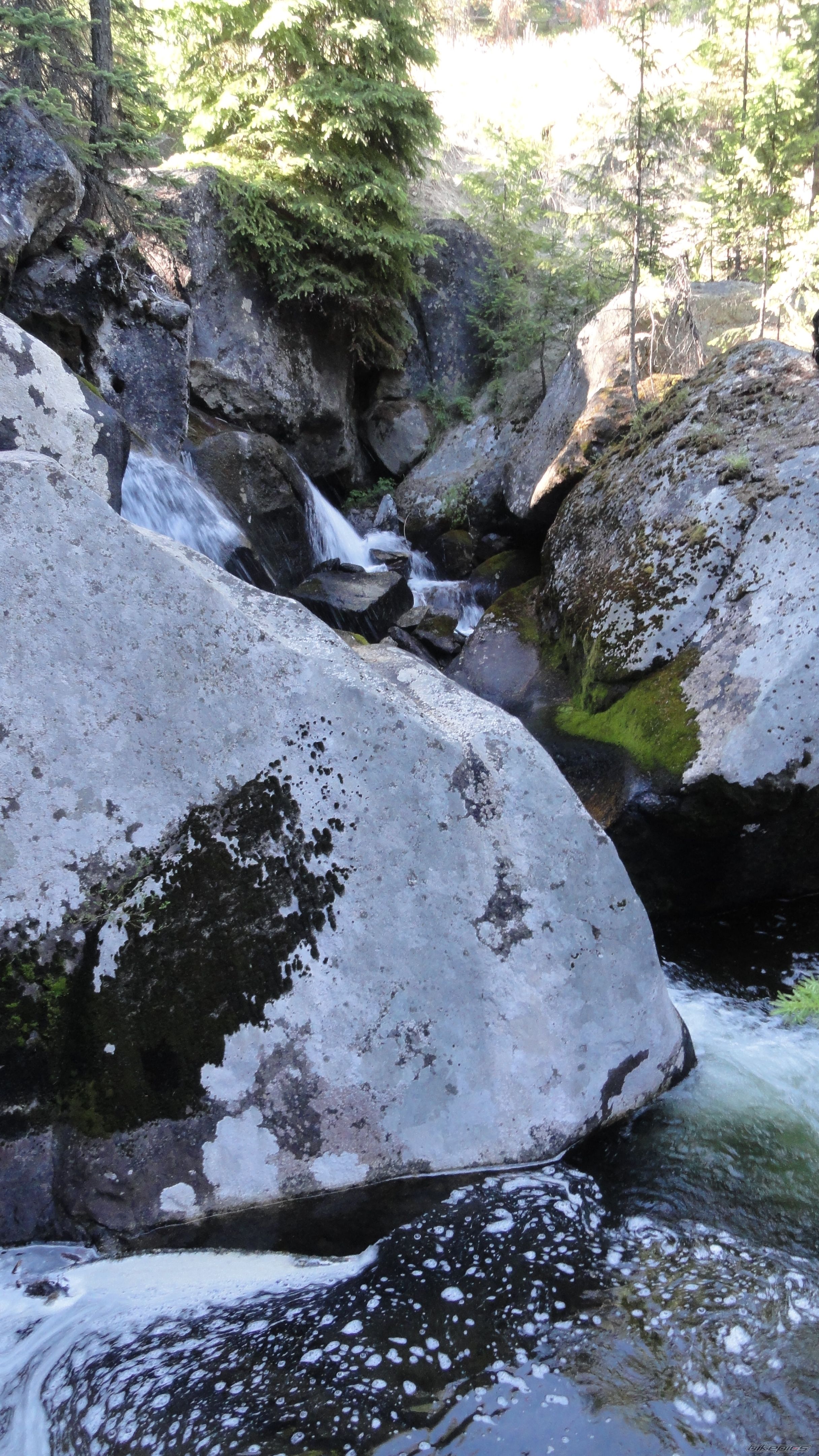 Photo 2058991