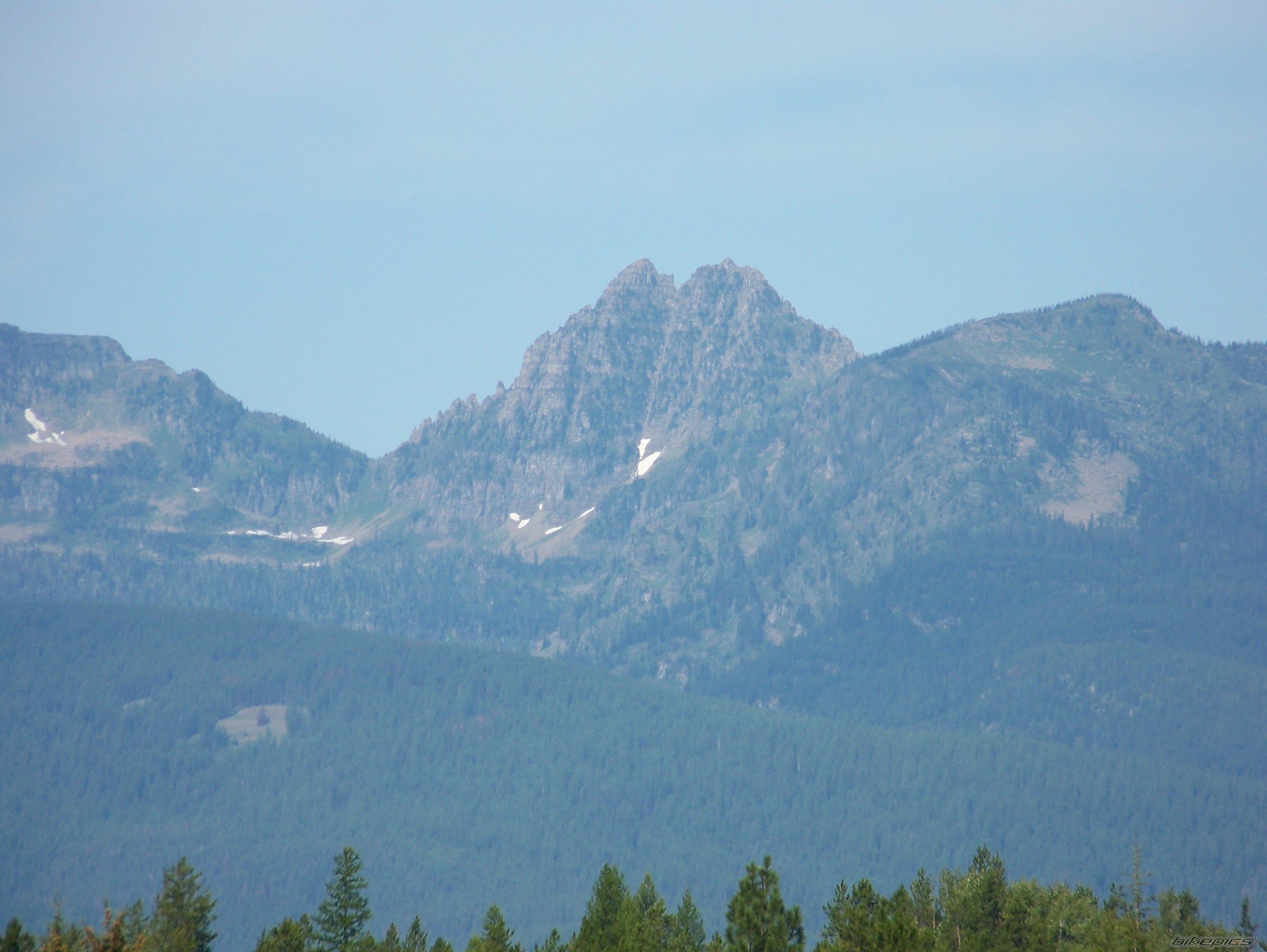 Photo 2059007