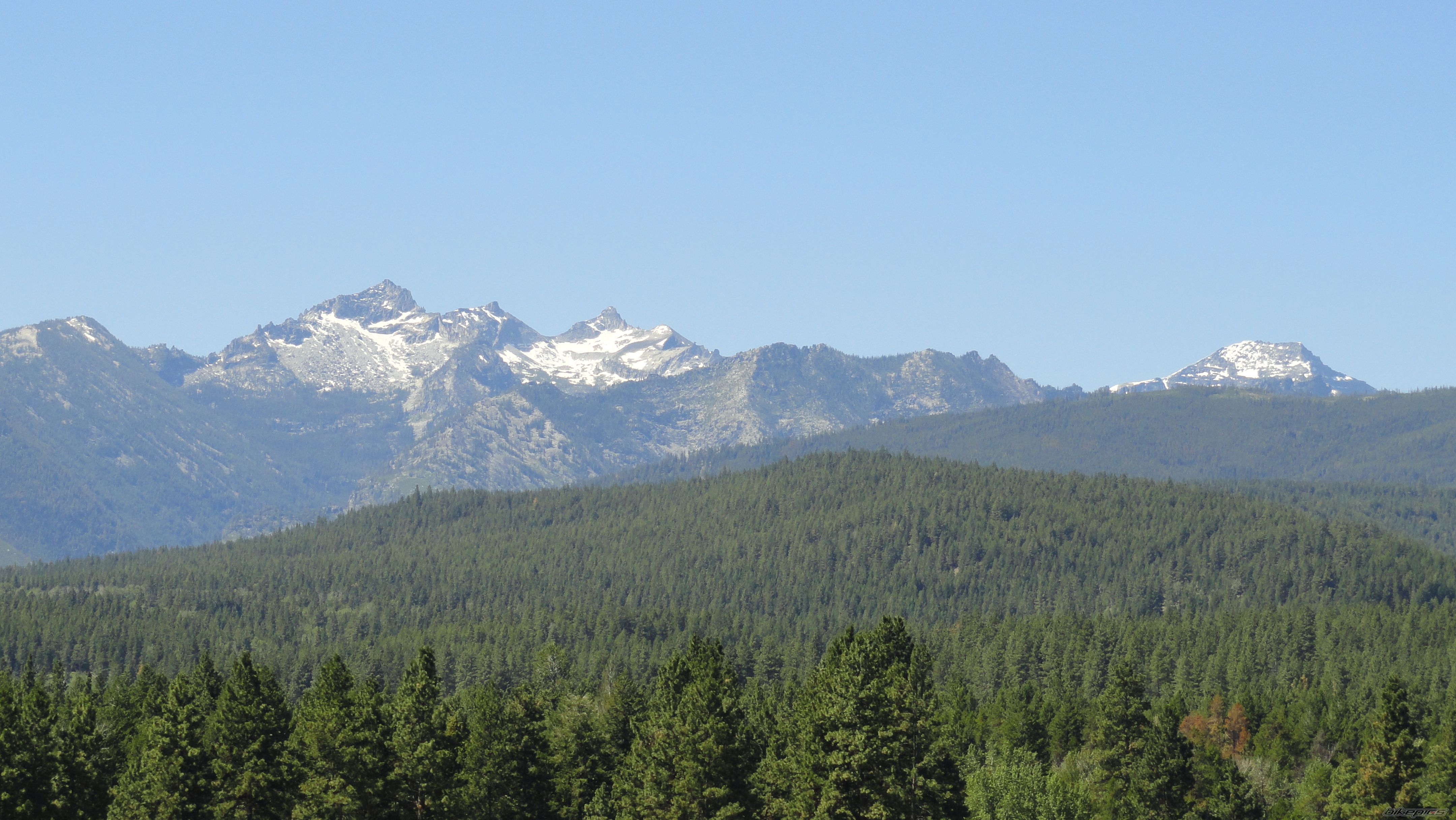 Photo 2059018
