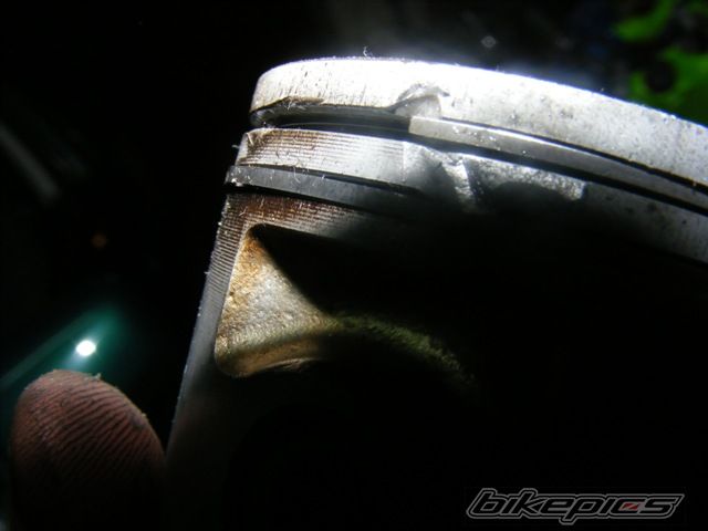 Photo 2059247