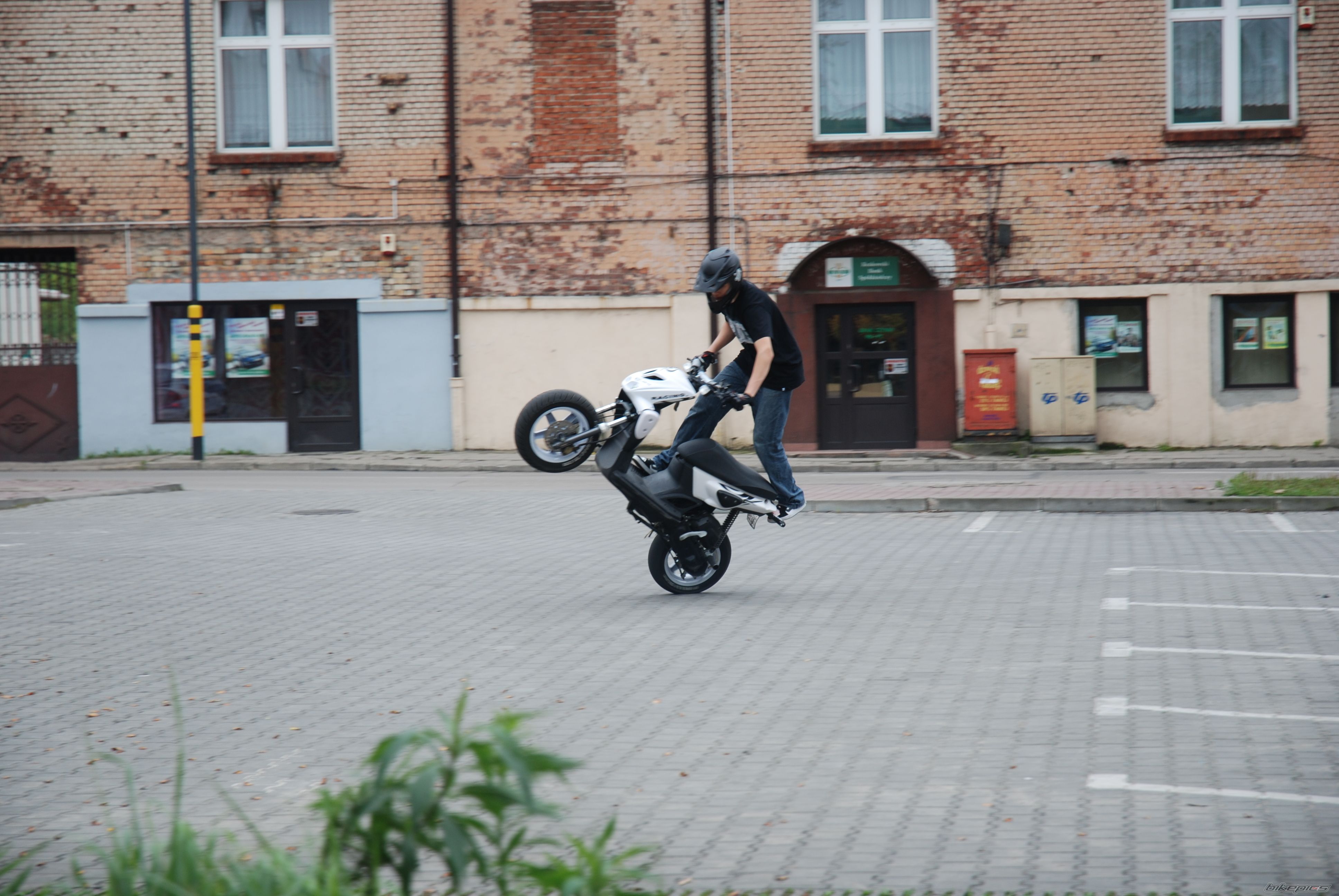 Photo 2059272