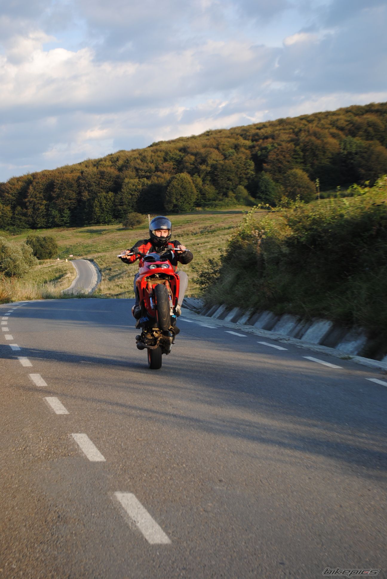 Bike Photo 2059371