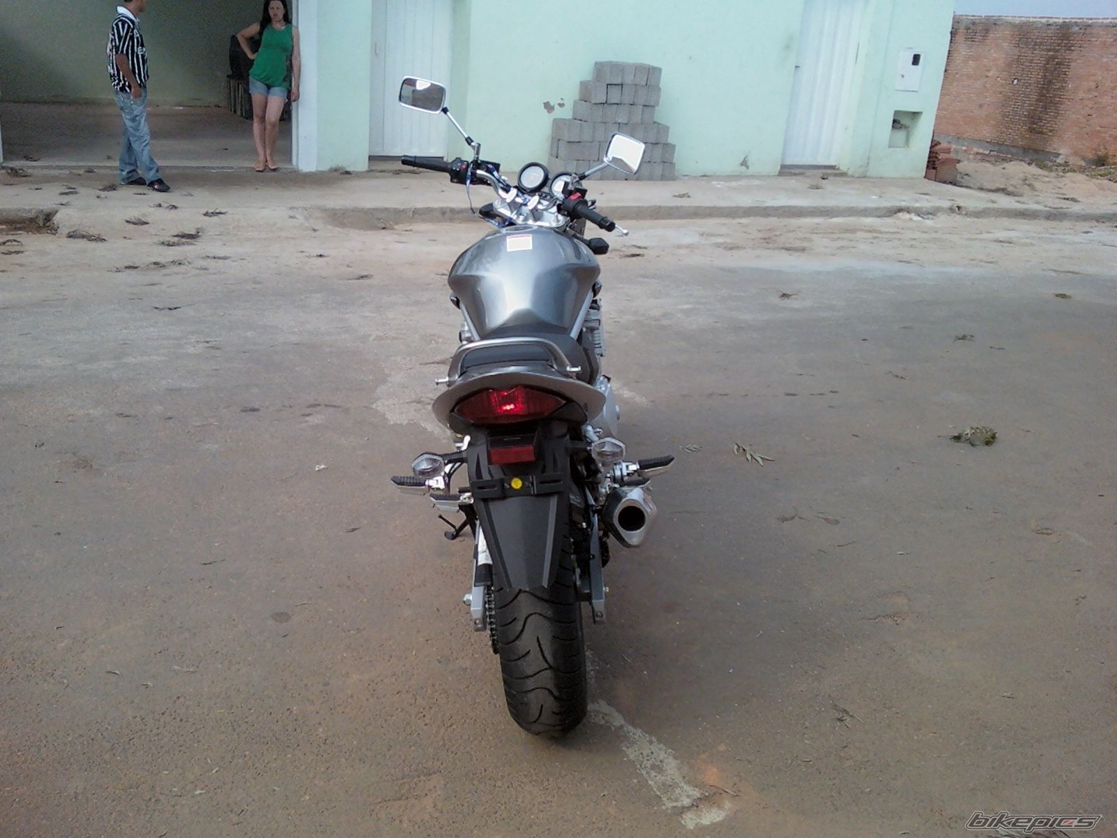 Photo 2059380