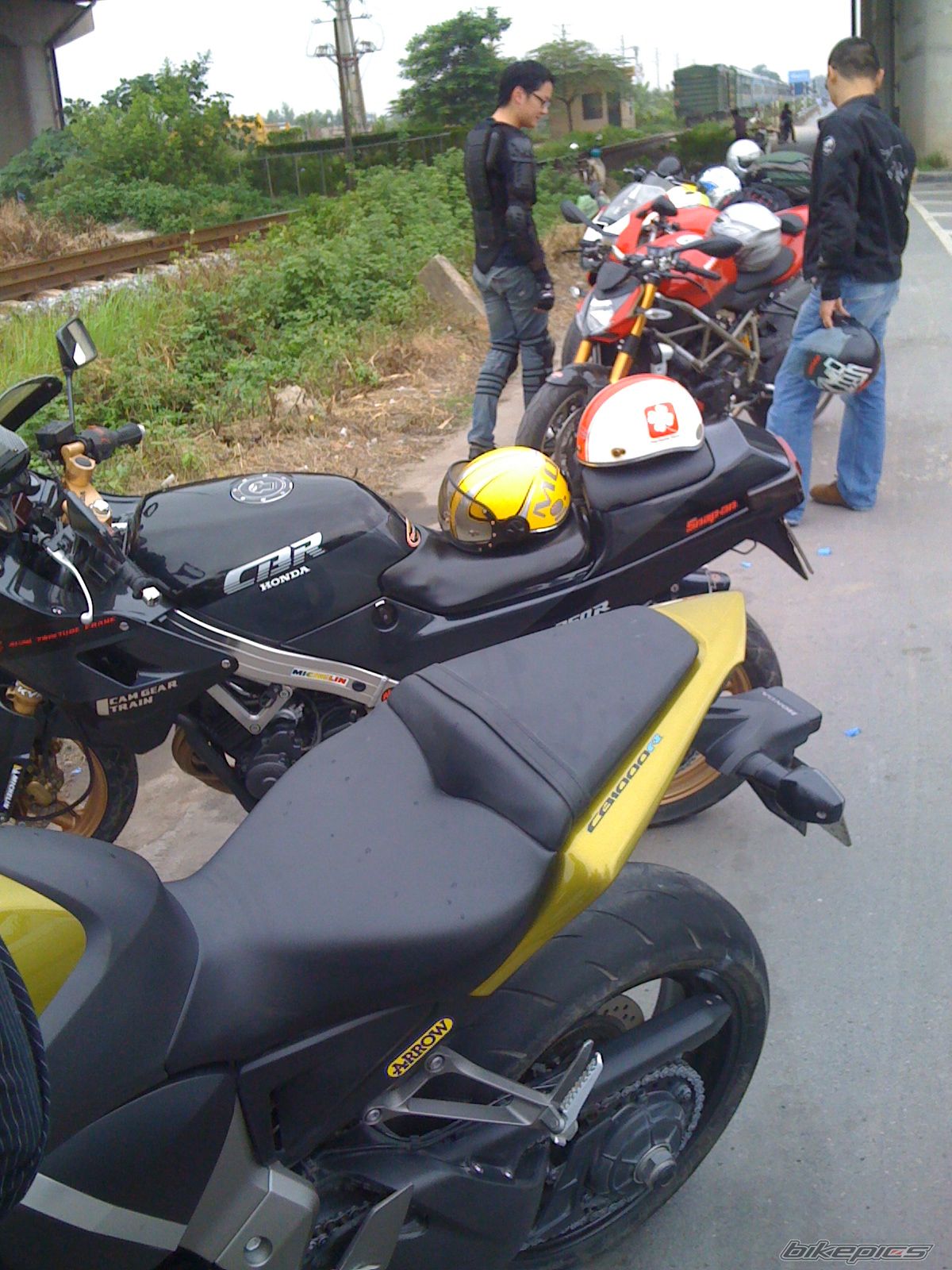 Bike Photo 2059468